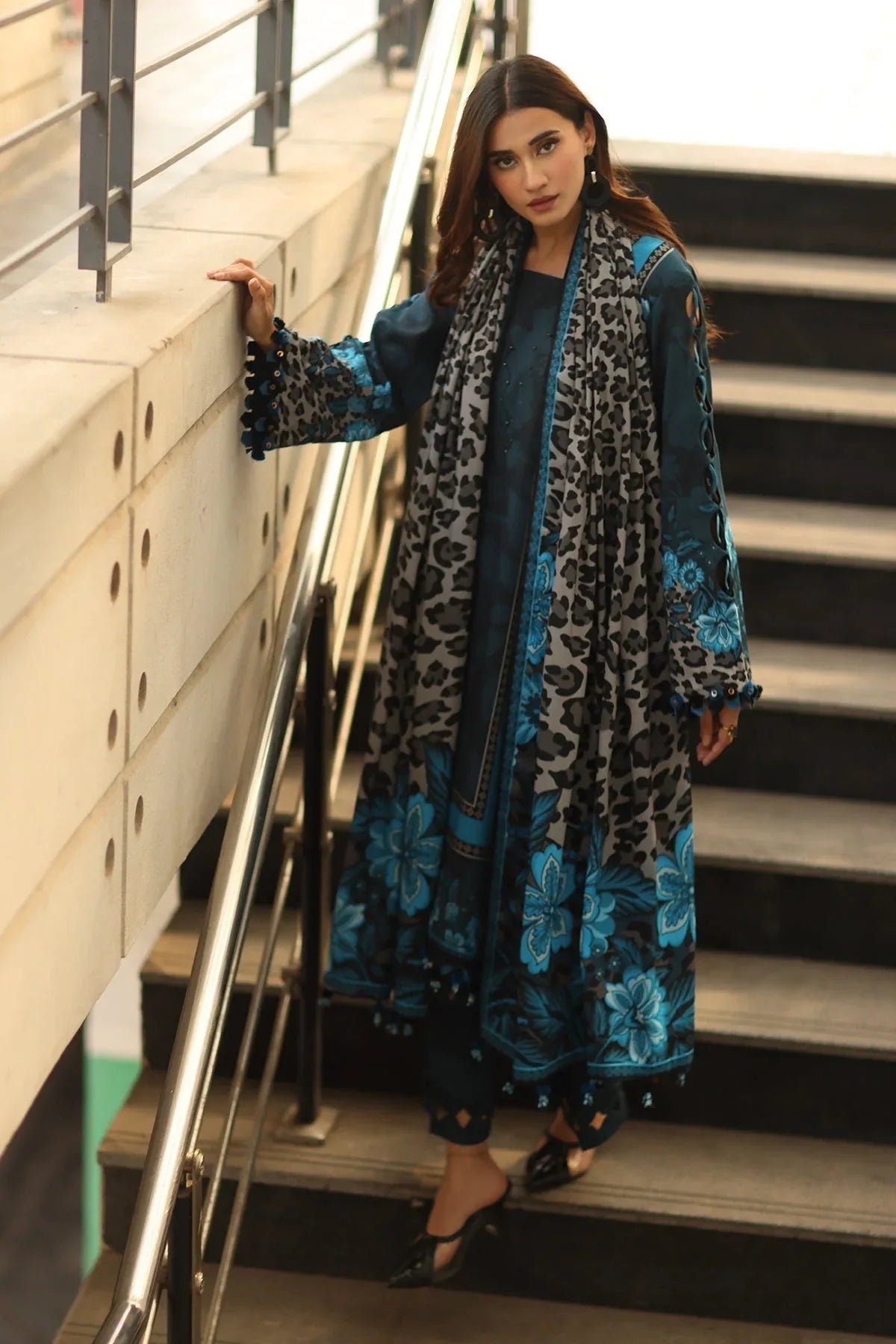 Charizma | C Prints Winter 25 | CPW5-18 - Rang-e-Khaas