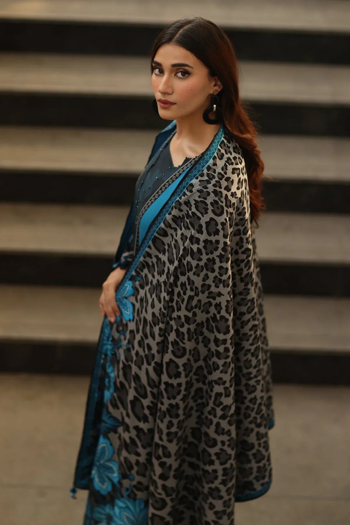 Charizma | C Prints Winter 25 | CPW5-18 - Rang-e-Khaas
