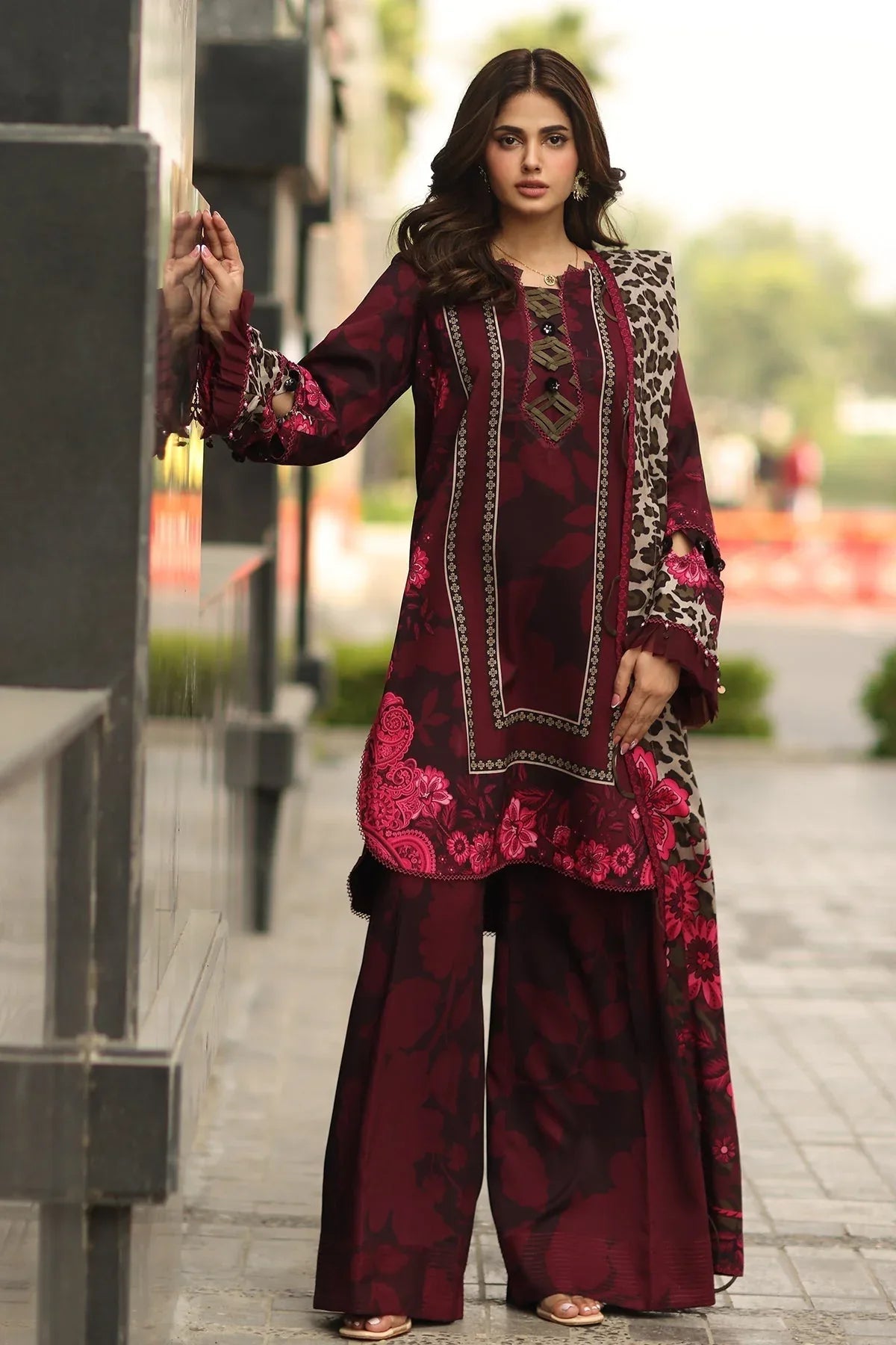 Charizma | C Prints Winter 25 | CPW5-16 - Rang-e-Khaas