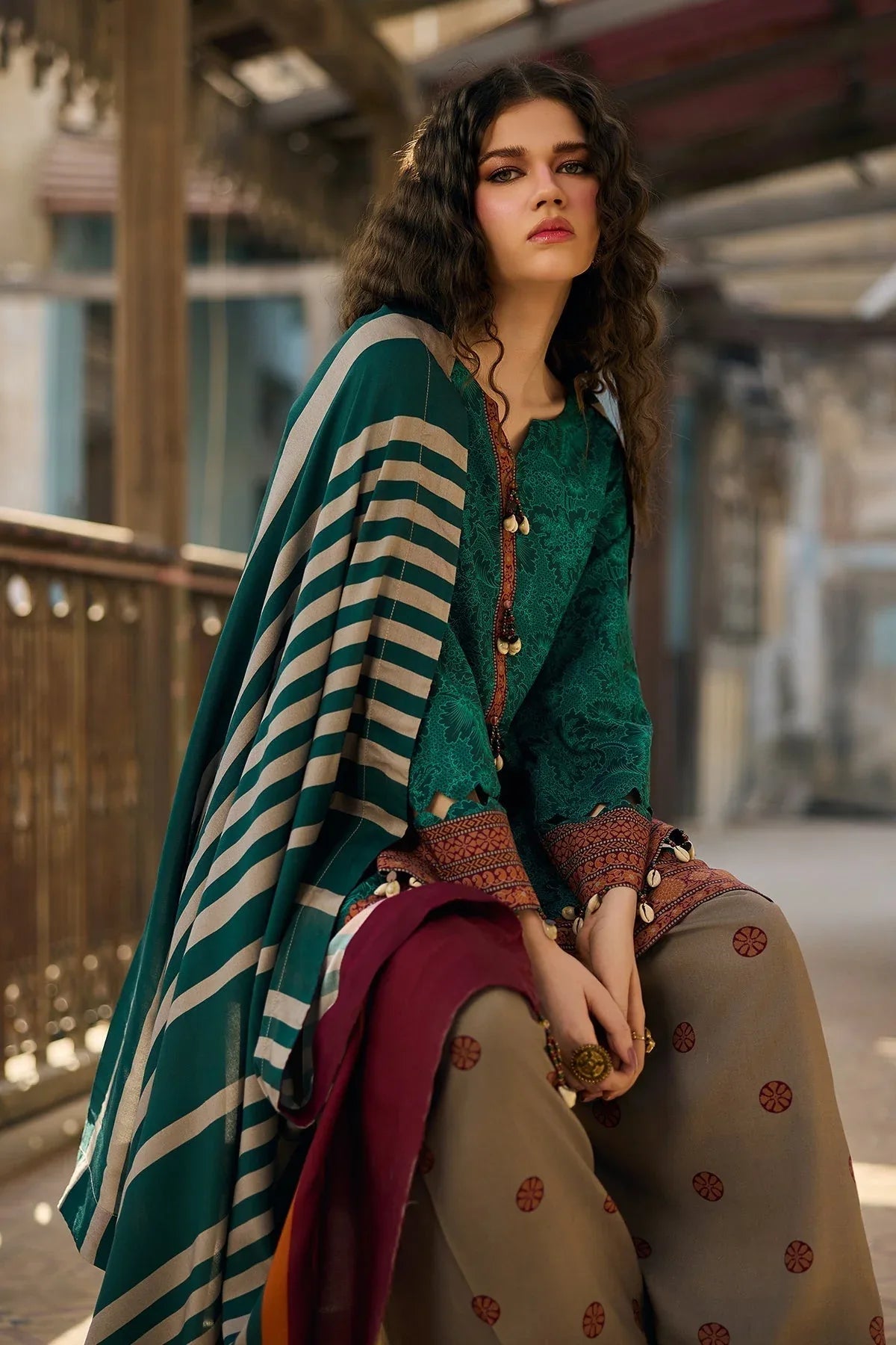 Charizma | C Prints Winter 25 | CPW5-20 - Rang-e-Khaas