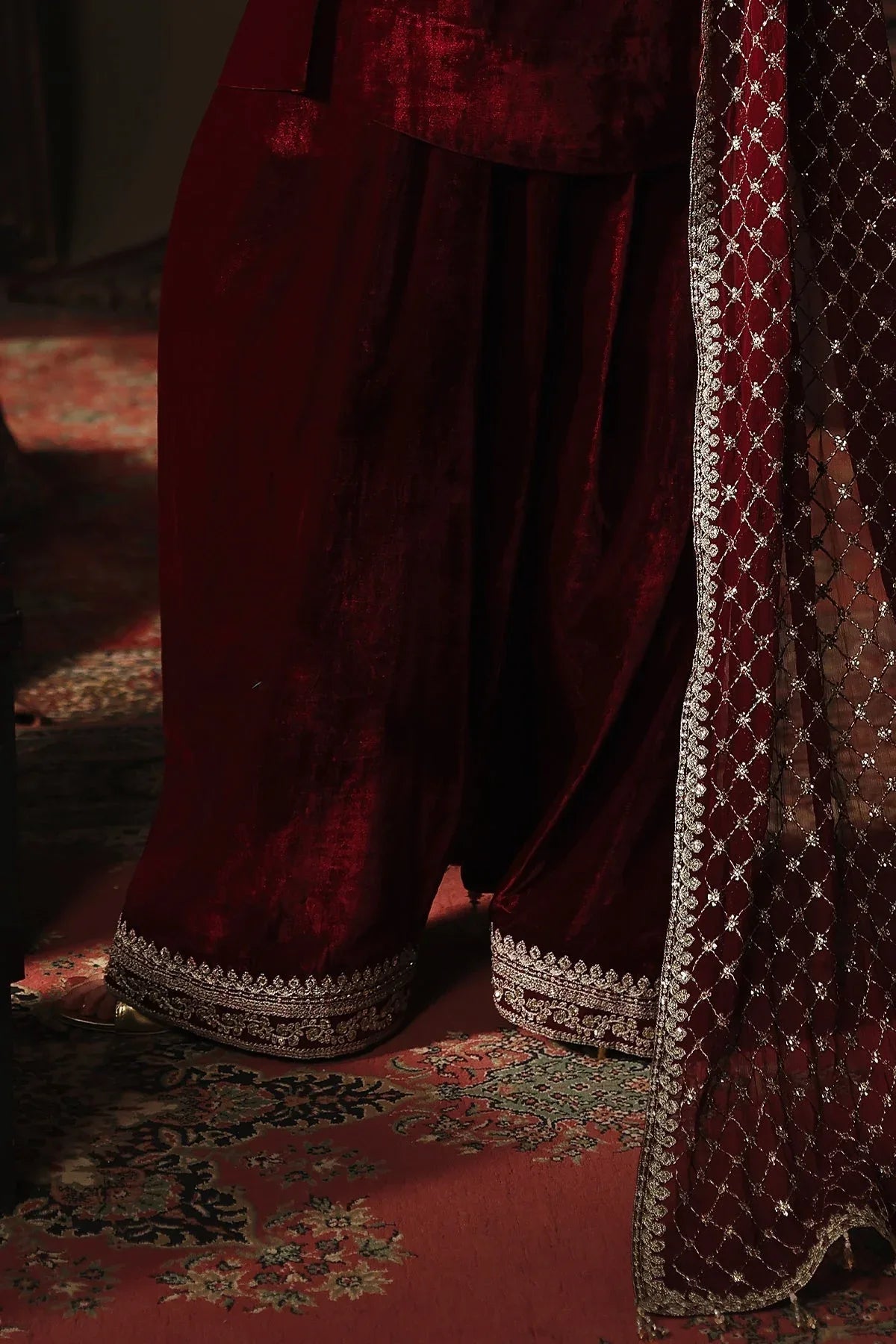 Charizma | Zeel Velvet 25 |  VVT-5-02 - Rang-e-Khaas
