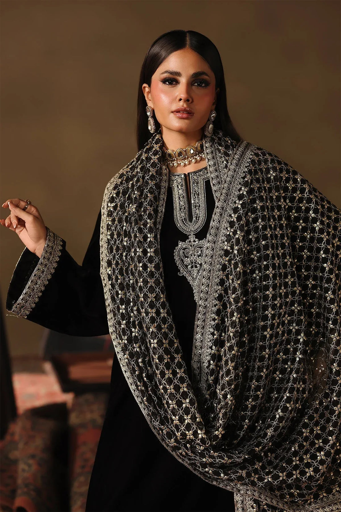 Charizma | Zeel Velvet 25 |  VVT-5-03 - Rang-e-Khaas