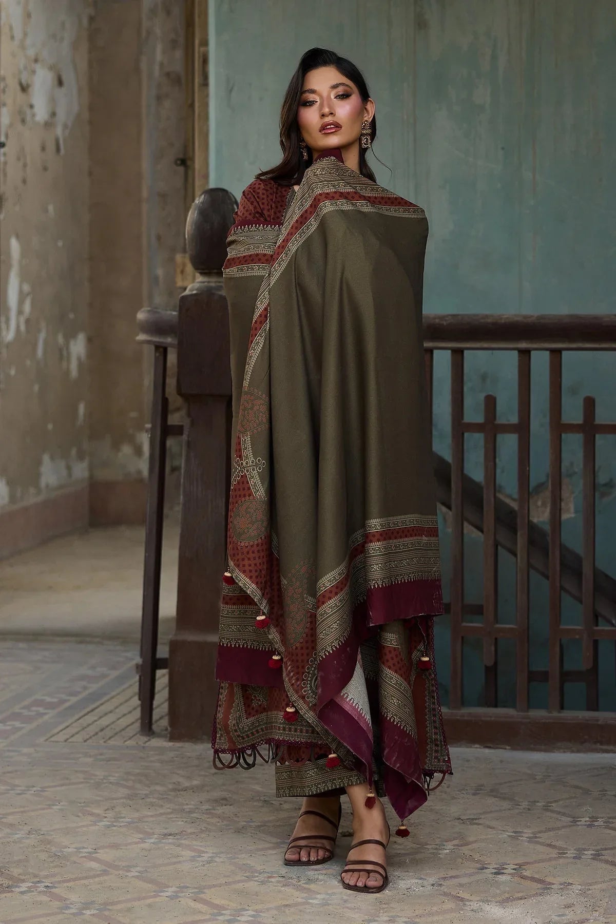Charizma | C Prints Winter 25 | CPW5-25 - Rang-e-Khaas