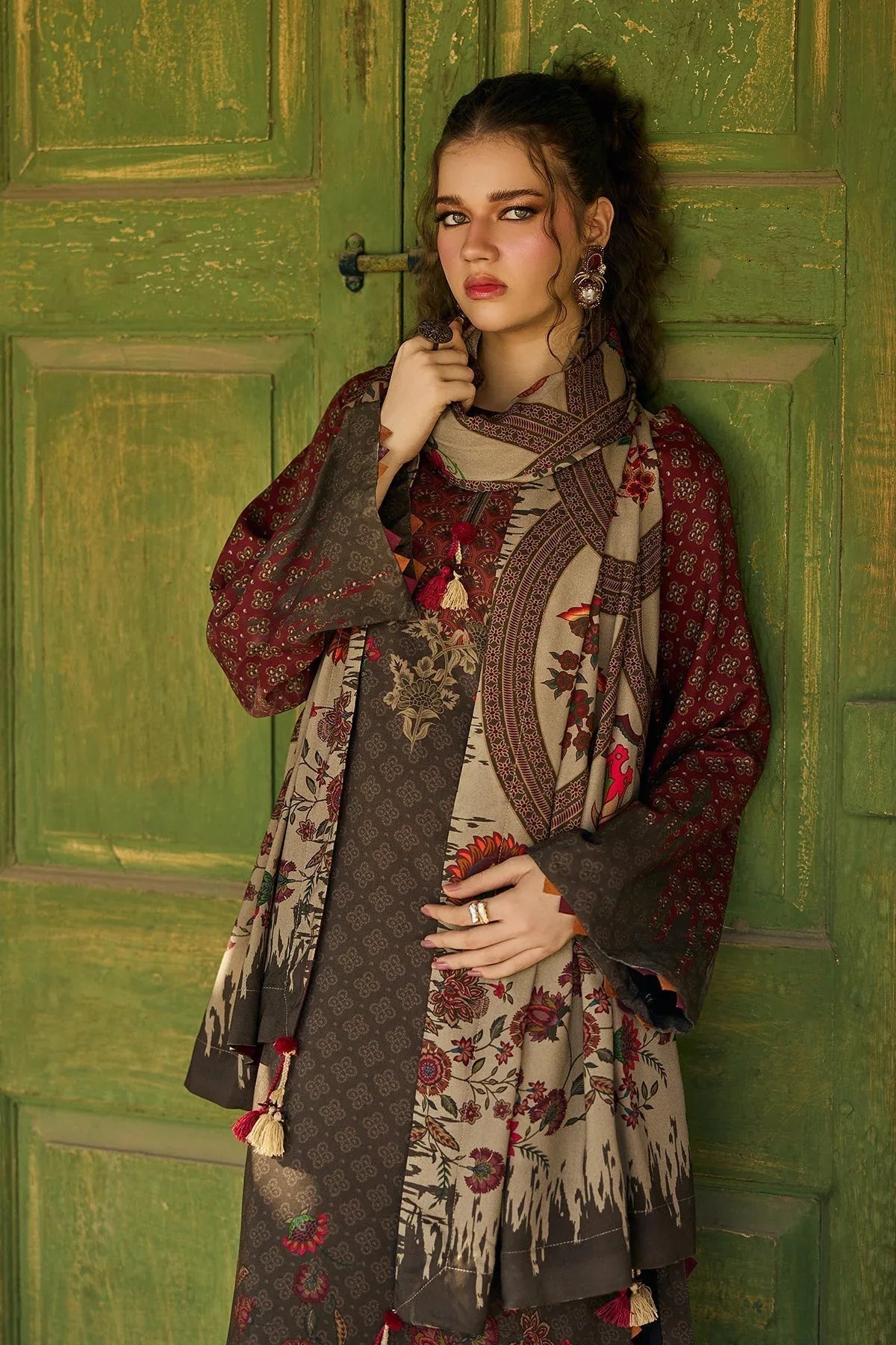 Charizma | C Prints Winter 25 | CPW5-21 - Rang-e-Khaas