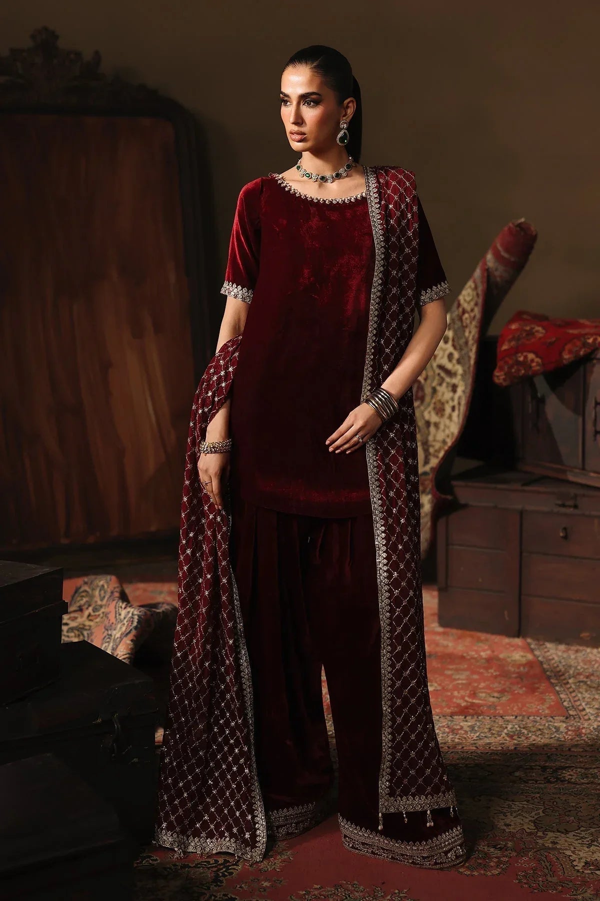 Charizma | Zeel Velvet 25 |  VVT-5-02 - Rang-e-Khaas