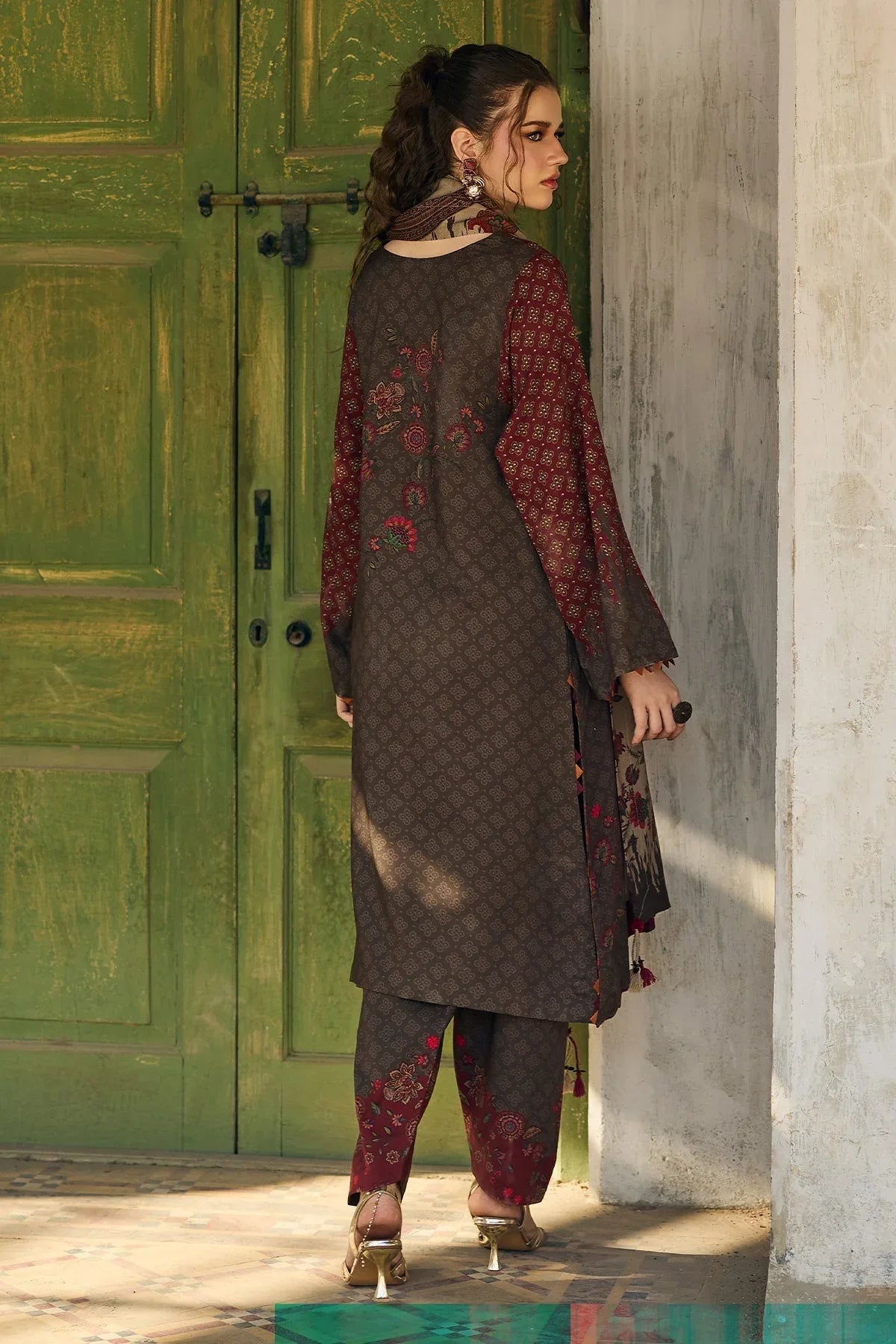 Charizma | C Prints Winter 25 | CPW5-21 - Rang-e-Khaas