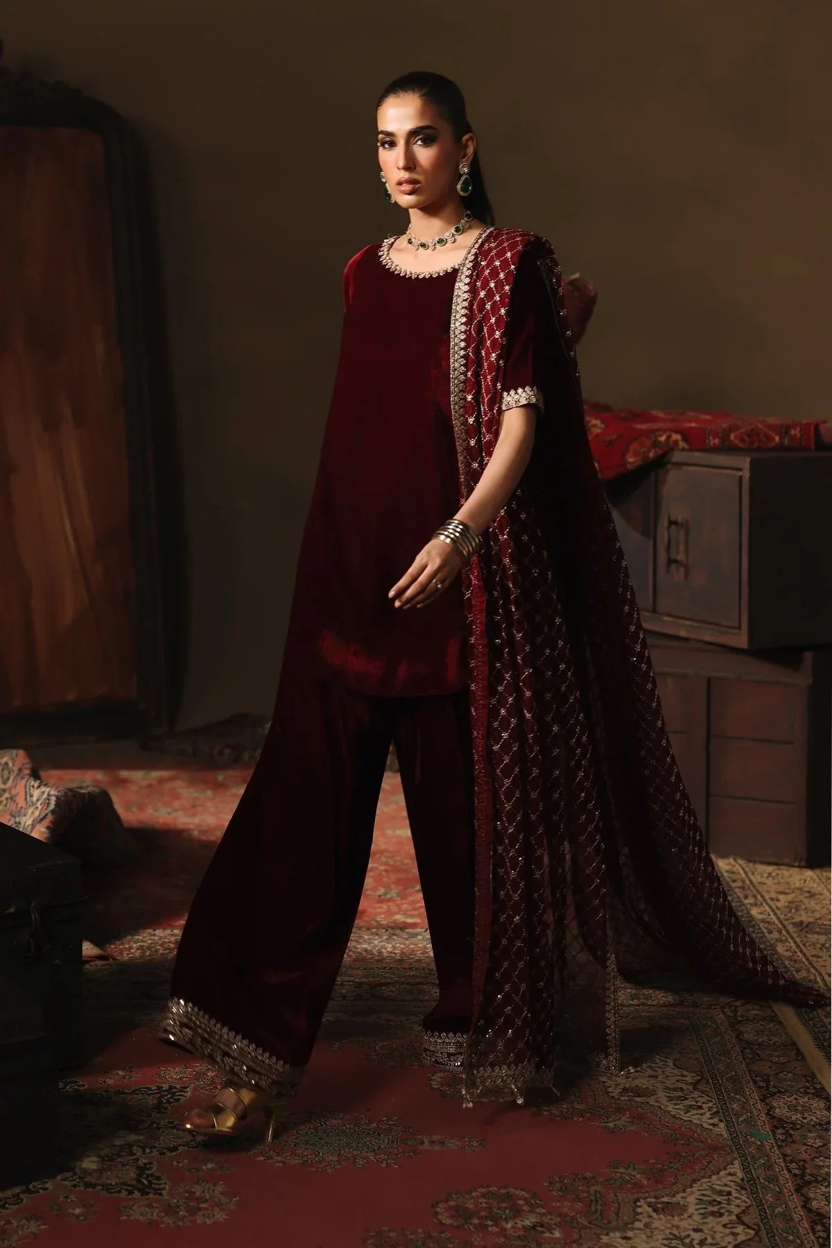 Charizma | Zeel Velvet 25 |  VVT-5-02 - Rang-e-Khaas