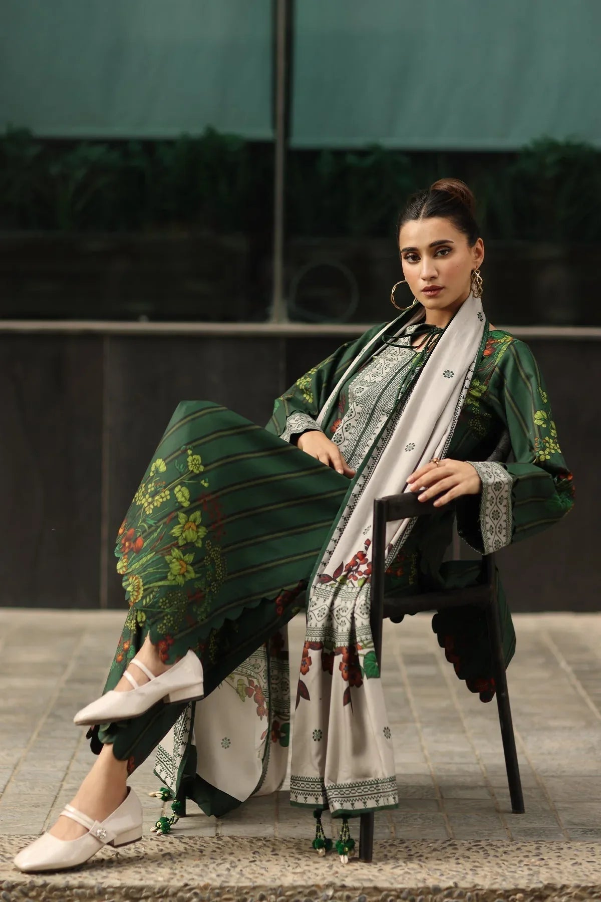 Charizma | C Prints Winter 25 | CPW5-26 - Rang-e-Khaas