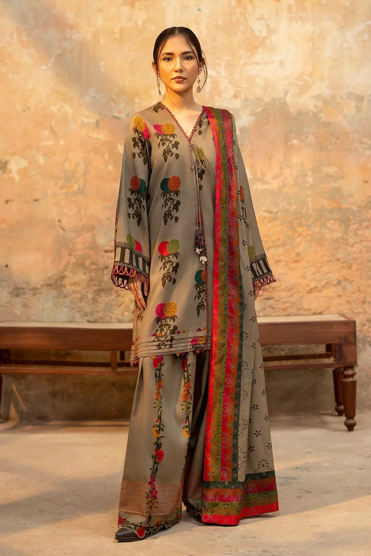 Charizma | C Prints Winter 25 | CPW5-27 - Rang-e-Khaas