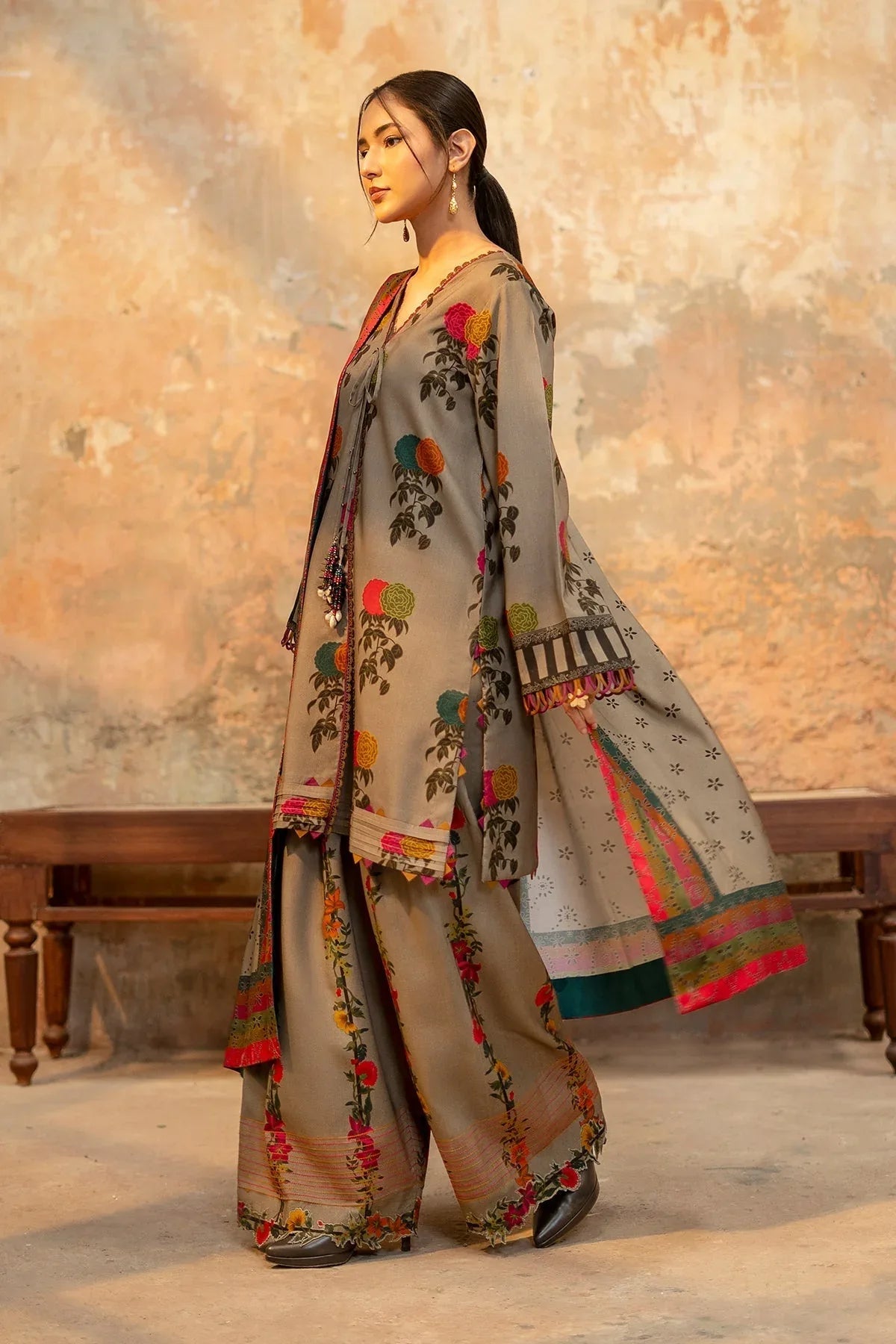 Charizma | C Prints Winter 25 | CPW5-27 - Rang-e-Khaas