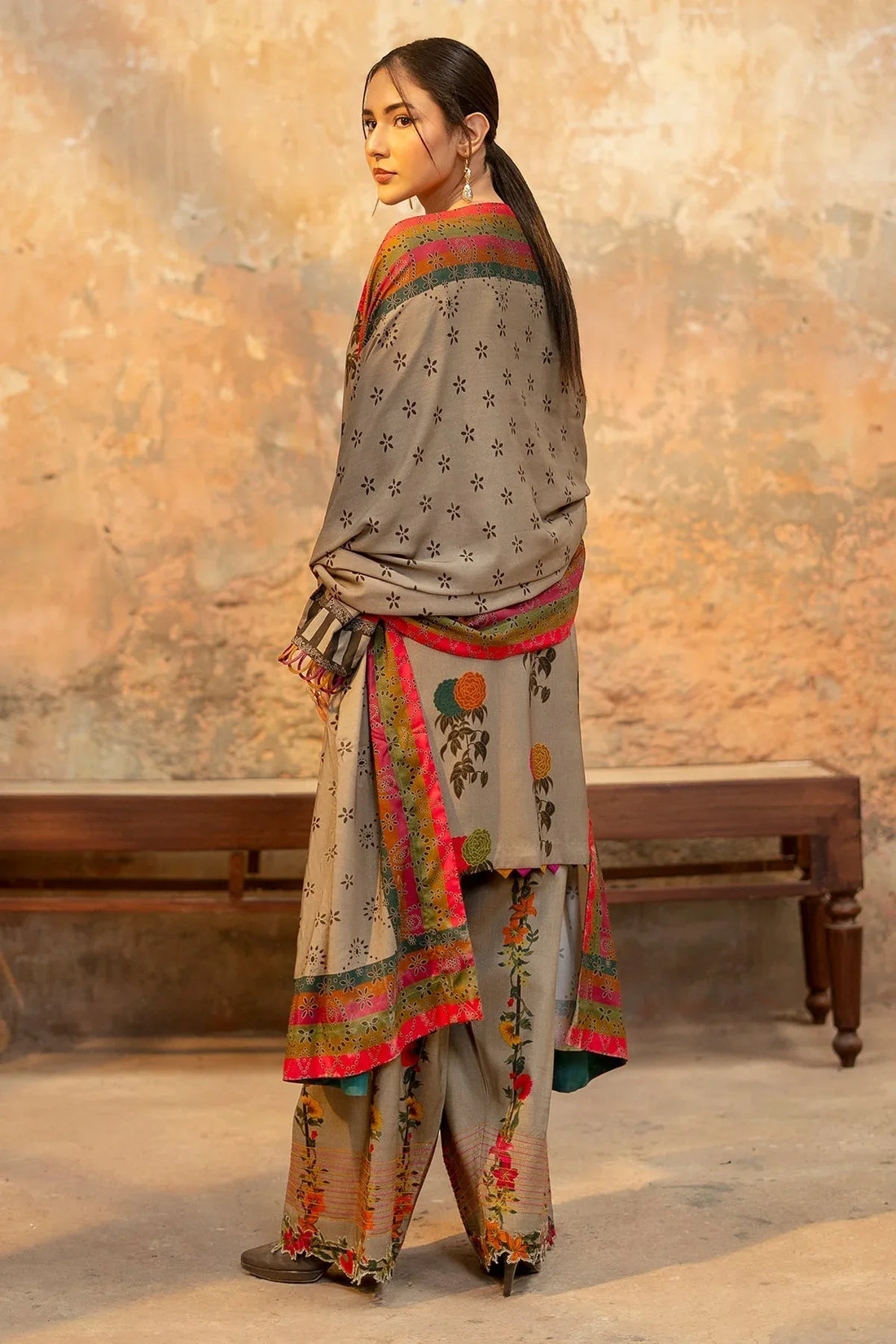 Charizma | C Prints Winter 25 | CPW5-27 - Rang-e-Khaas