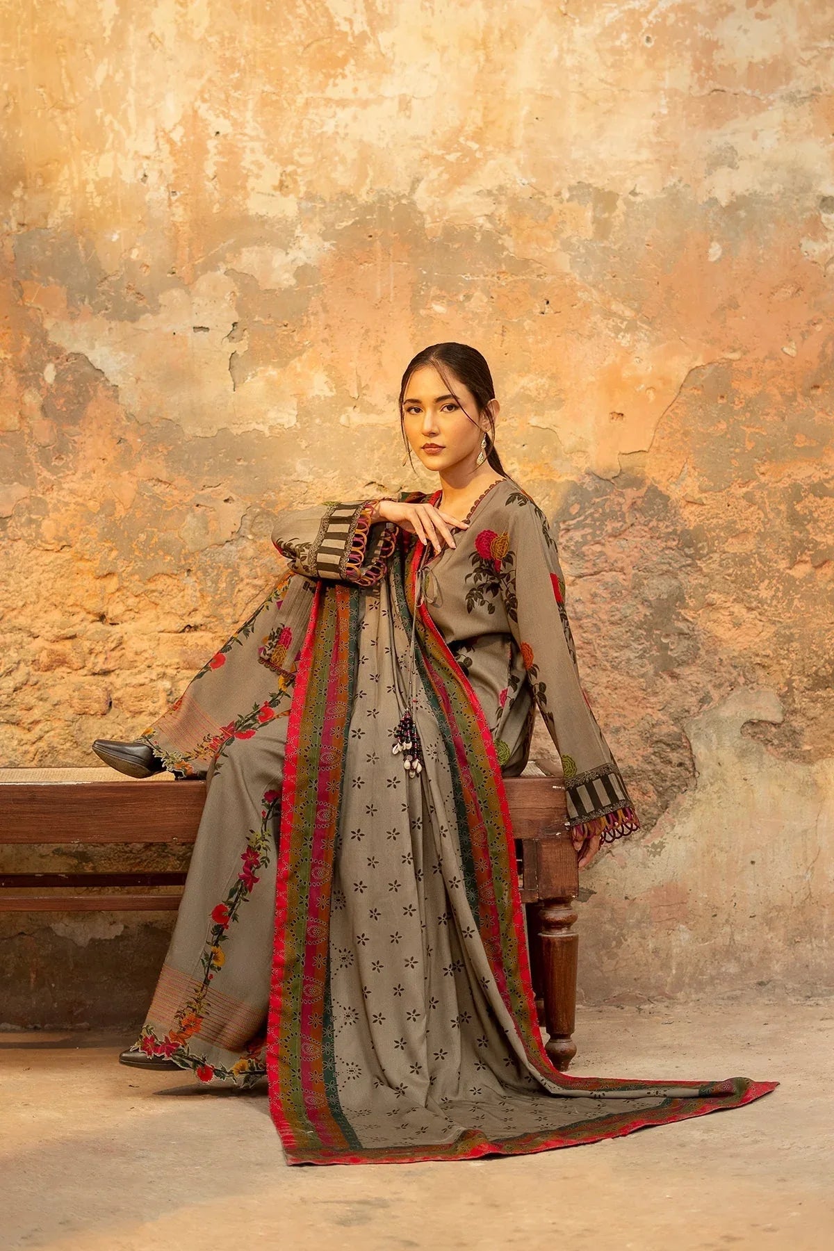 Charizma | C Prints Winter 25 | CPW5-27 - Rang-e-Khaas