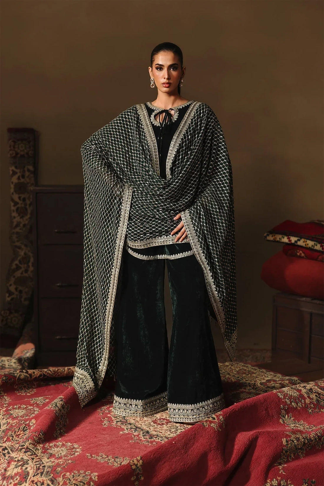 Charizma | Zeel Velvet 25 |  VVT-5-01 - Rang-e-Khaas