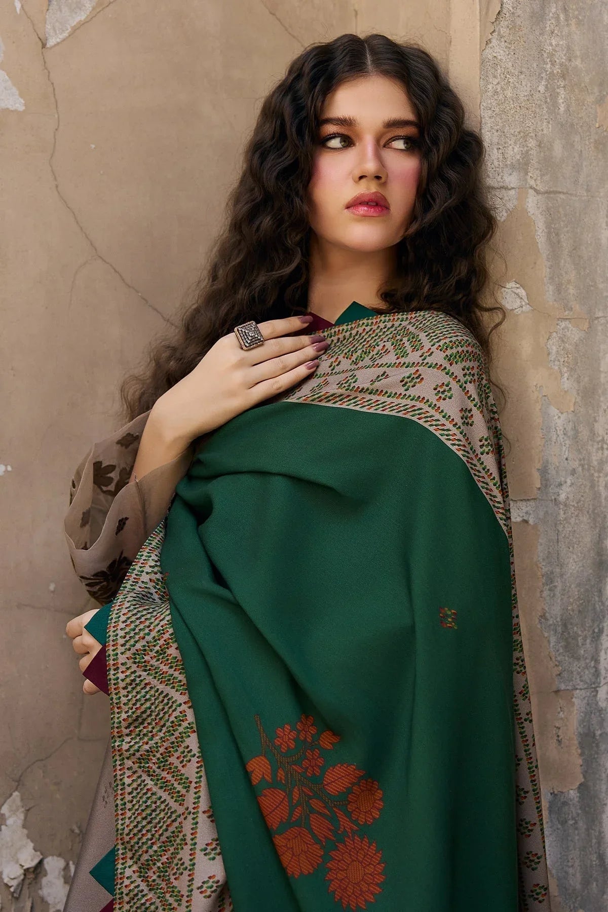 Charizma | C Prints Winter 25 | CPW5-19 - Rang-e-Khaas