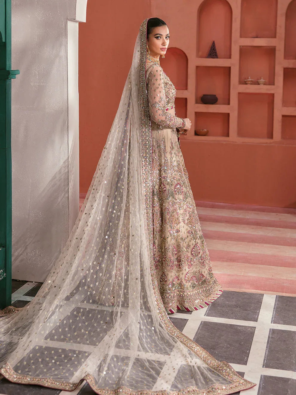 Gulaal | Wedding Formals | ANSHAH GL-WS-22V1-28 (IVORY WHITE LEHNGA CHOLI) - Rang-e-Khaas