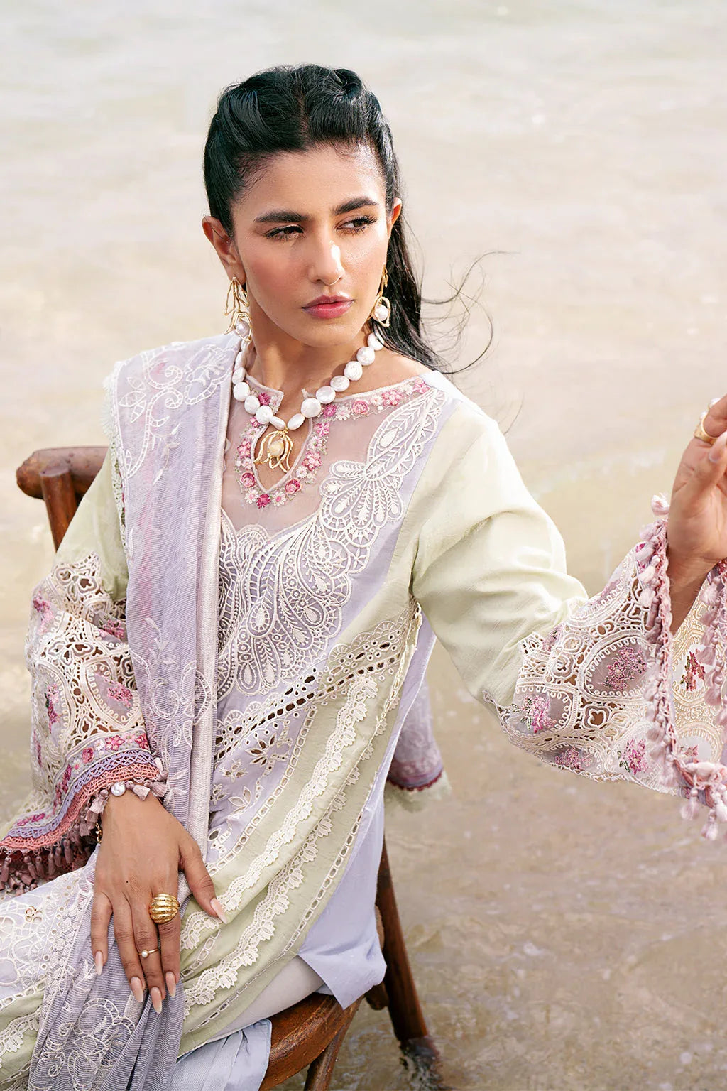 AJR Couture | Dastan Luxury Lawn 25 | Wave - Rang-e-Khaas