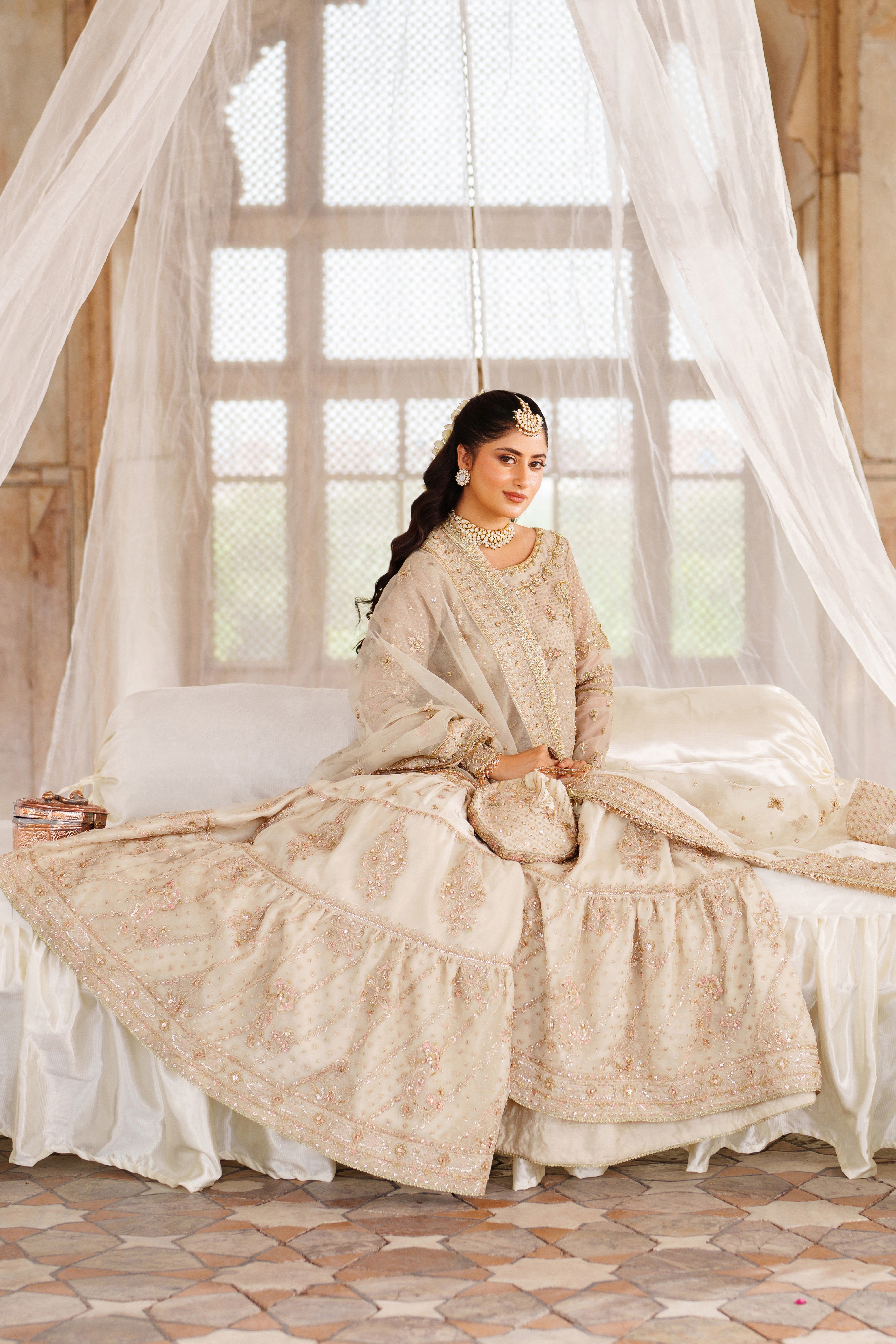 Aneeqa