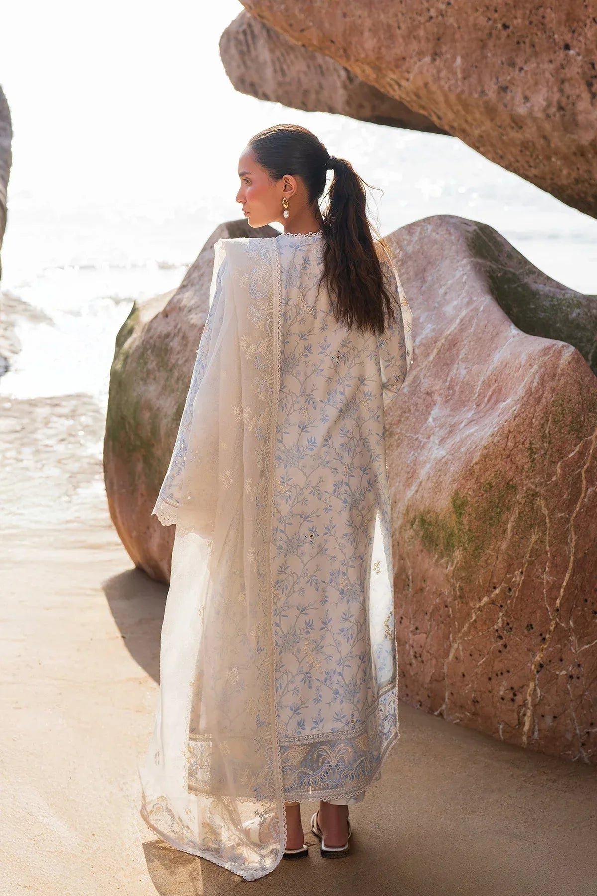 Afrozeh | Endless Summer | Nerida - Rang-e-Khaas