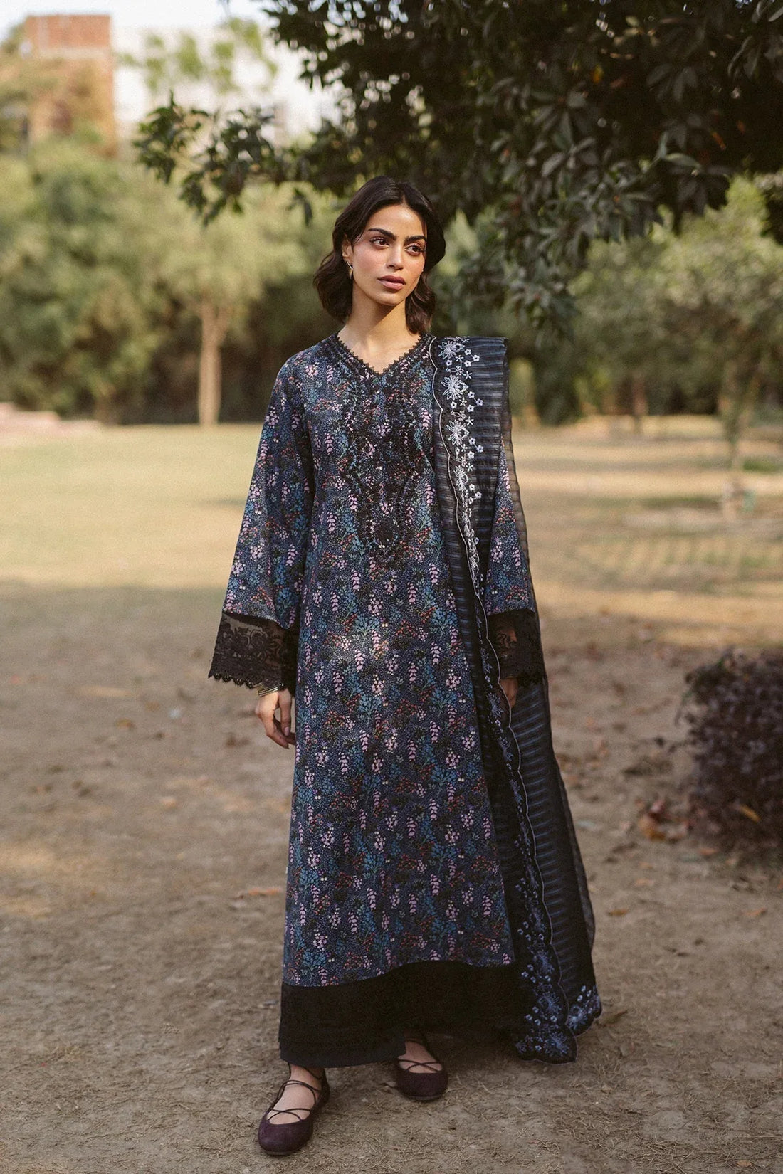Ayzel | The Bare Minimum | Aziel - Rang-e-Khaas