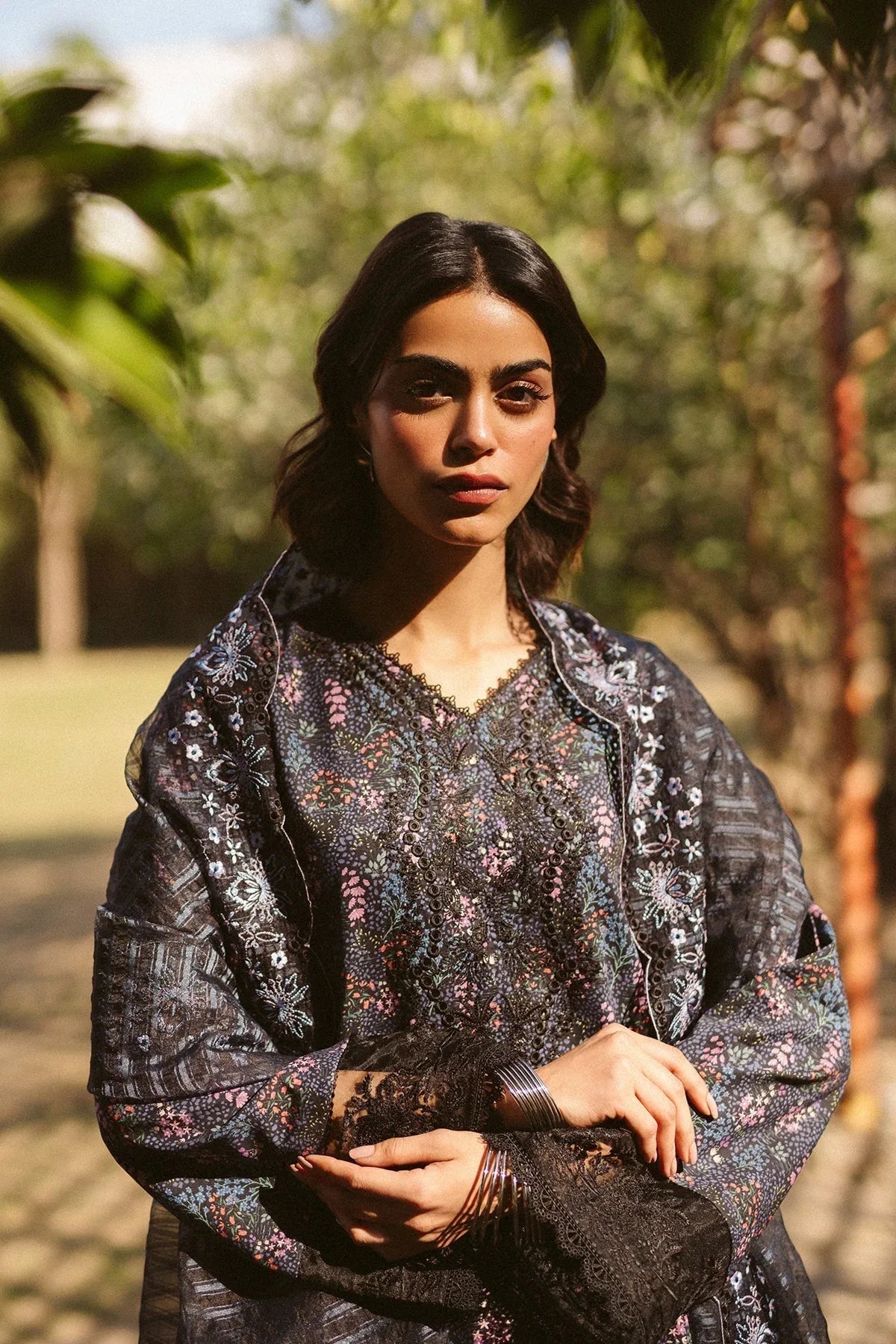 Ayzel | The Bare Minimum | Aziel - Rang-e-Khaas