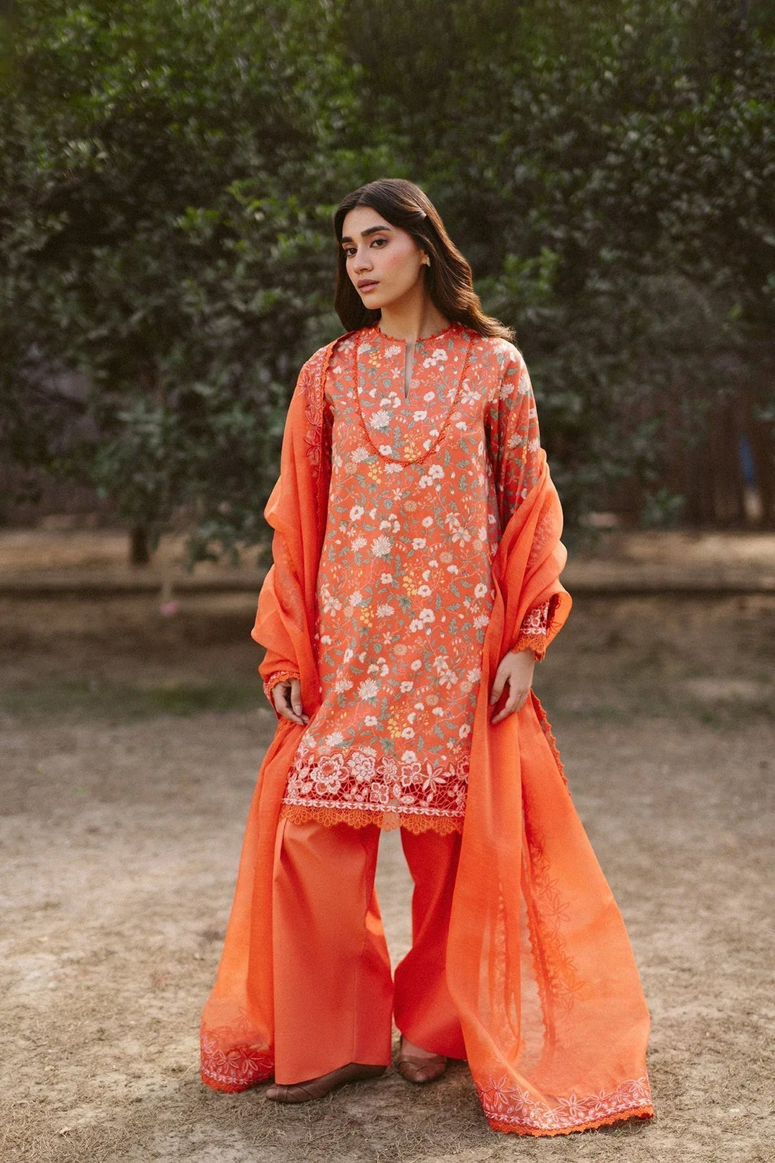Ayzel | The Bare Minimum | Celine - Rang-e-Khaas