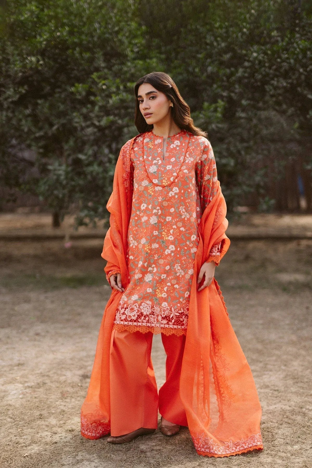 Ayzel | The Bare Minimum | Celine - Rang-e-Khaas
