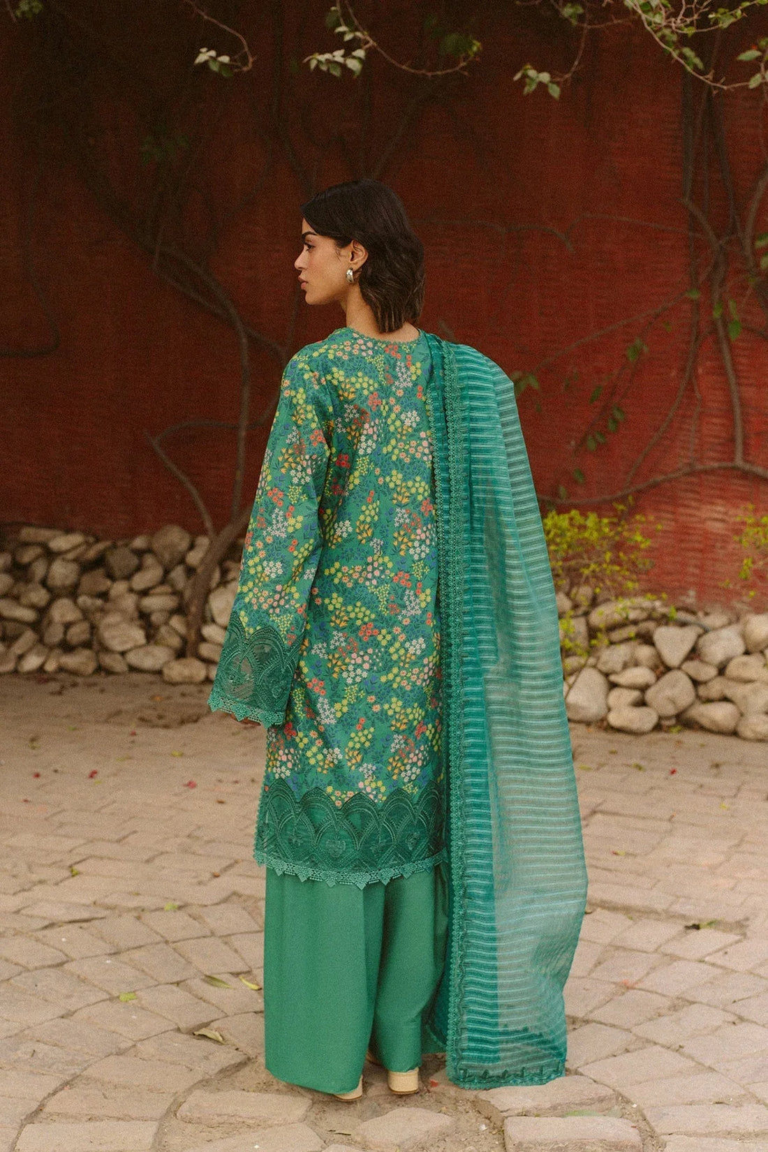 Ayzel | The Bare Minimum | Sanya - Rang-e-Khaas