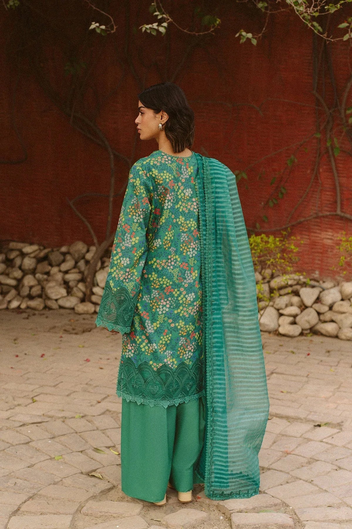 Ayzel | The Bare Minimum | Sanya - Rang-e-Khaas