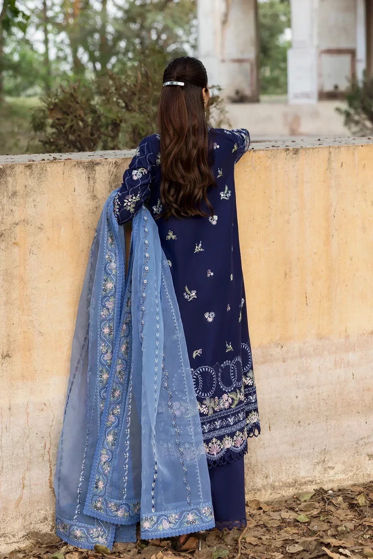 Afrozeh | Mulaqaat Lawn | Shiddat - Rang-e-Khaas