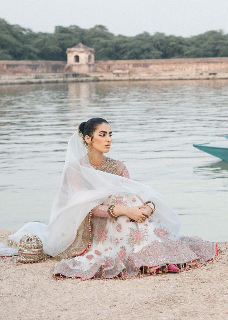 Hussain Rehar -Paar- HRR22F Raya