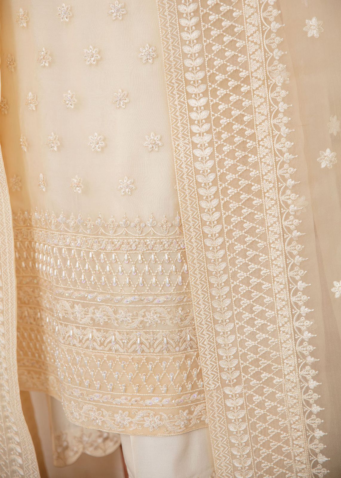 AKBAR ASLAM WHITE ASH U-1446 FORMAL COLLECTION STITCHED