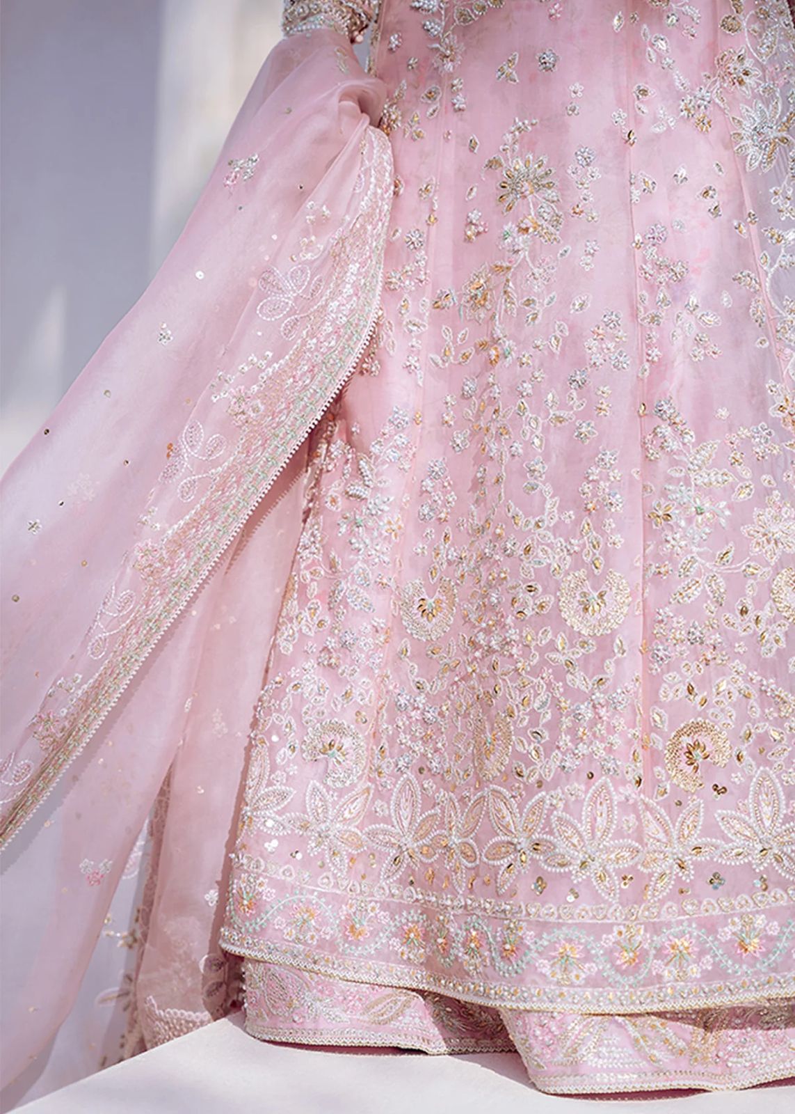 Suffuse | Freeshia RTW'24 | Falek