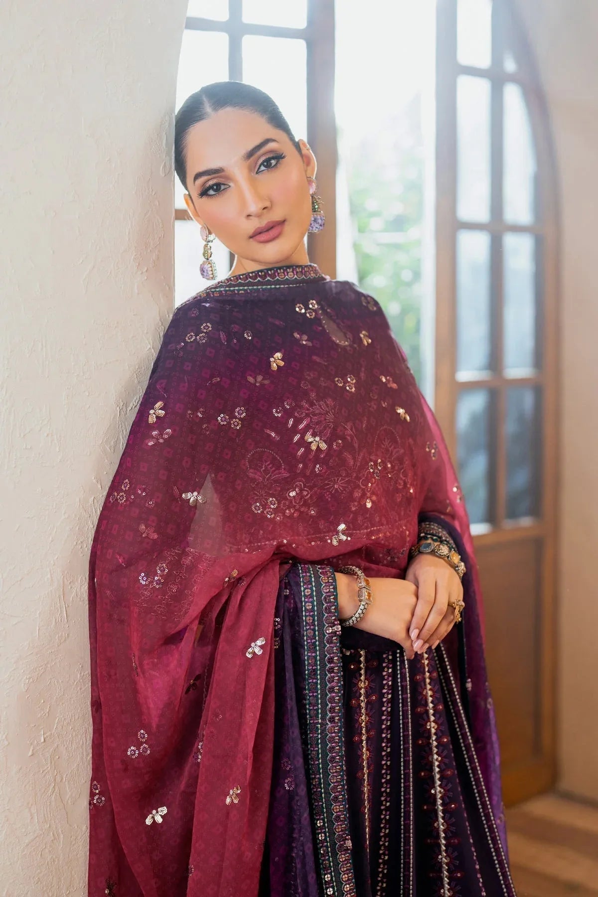 Xenia Formals | Niran Formals | SOURATI - Rang-e-Khaas