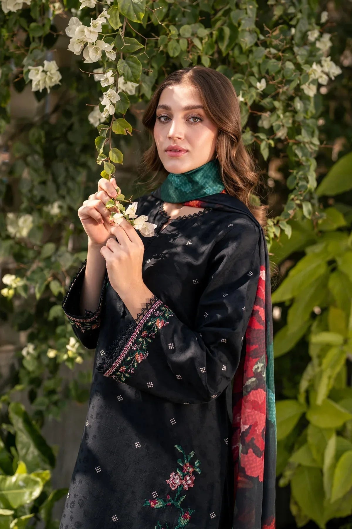 Xenia Formals | Summer Away 25 | DEN - Rang-e-Khaas