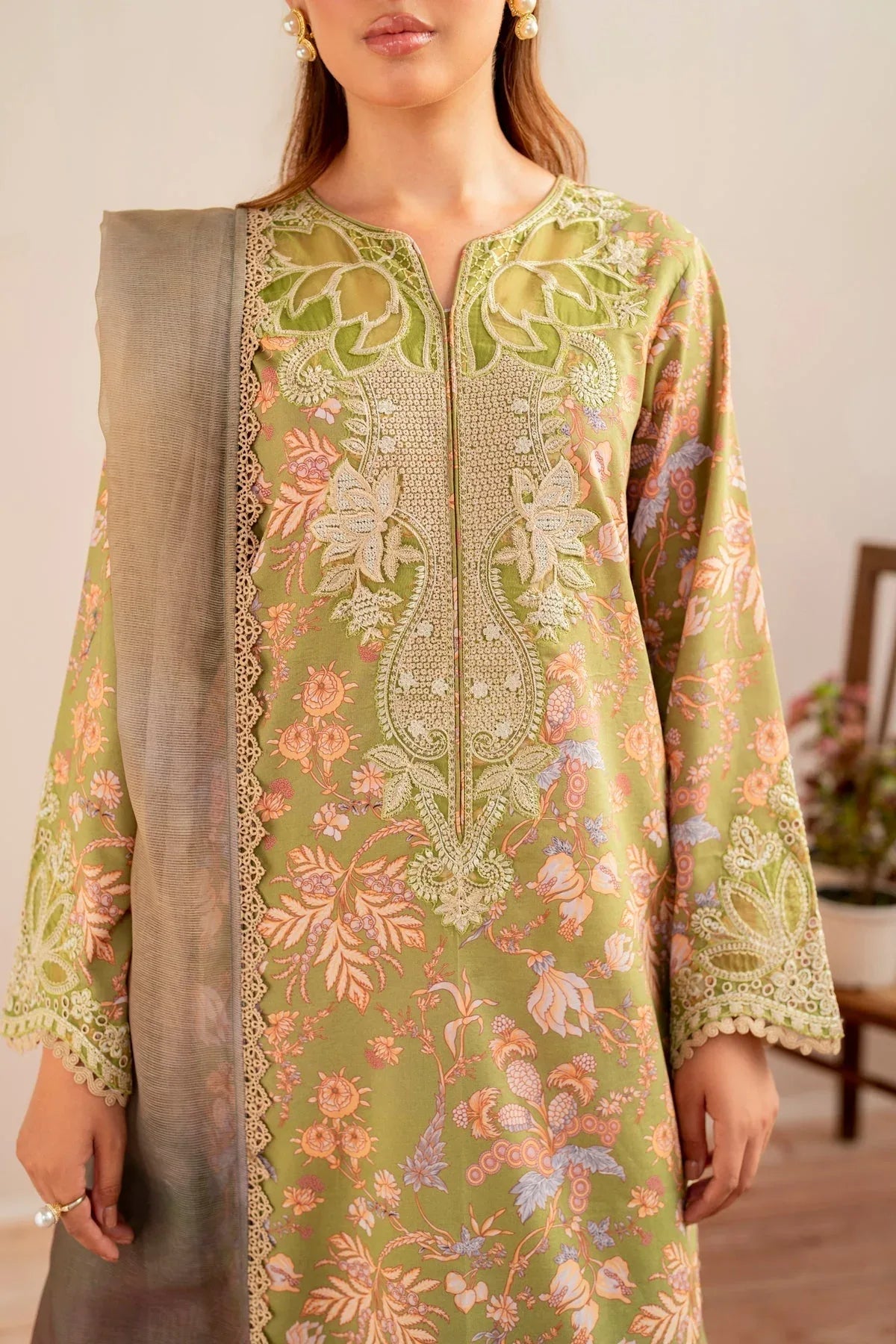 Xenia Formals | Summer Away 25 | FINCH - Rang-e-Khaas