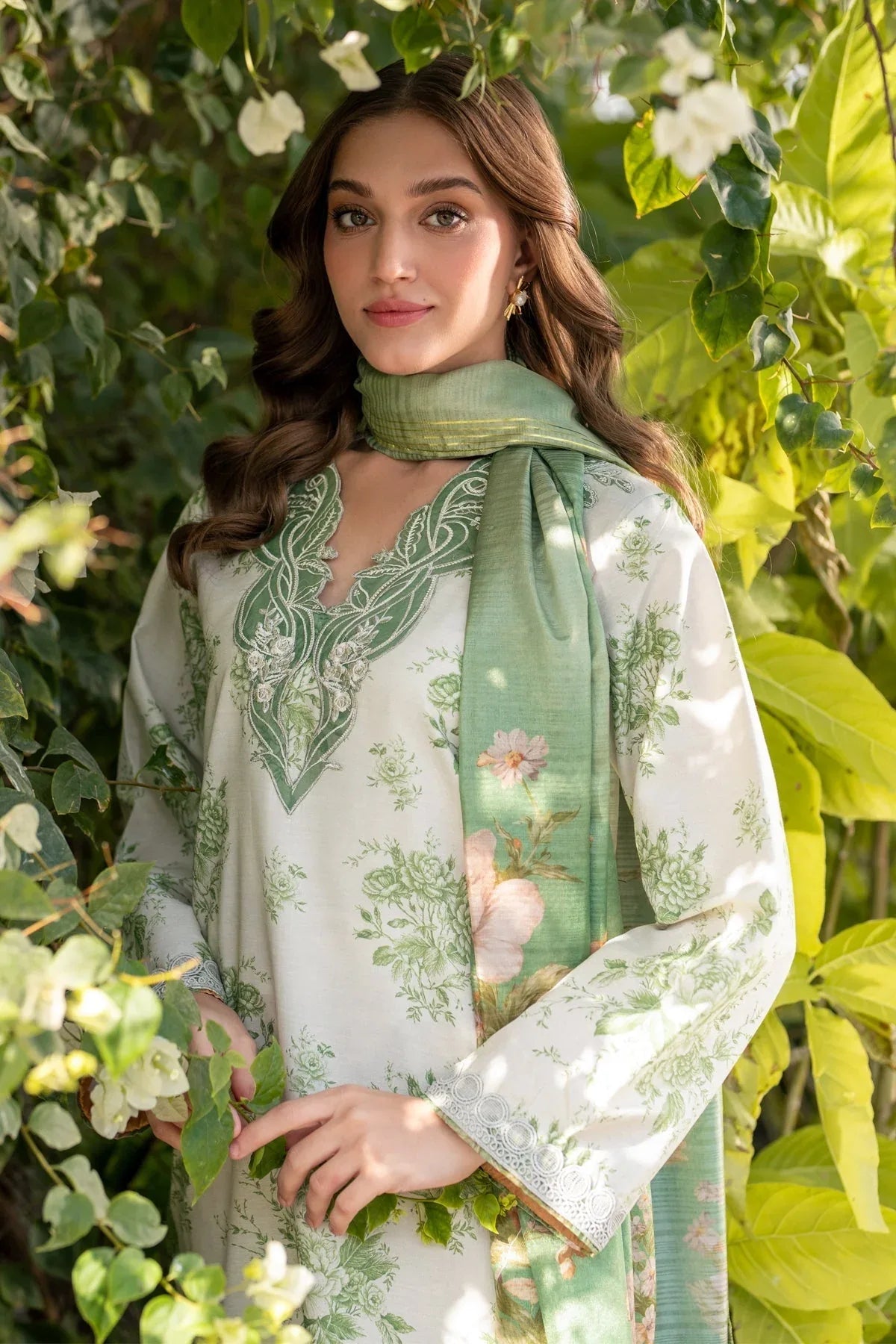 Xenia Formals | Summer Away 25 | MOSS - Rang-e-Khaas