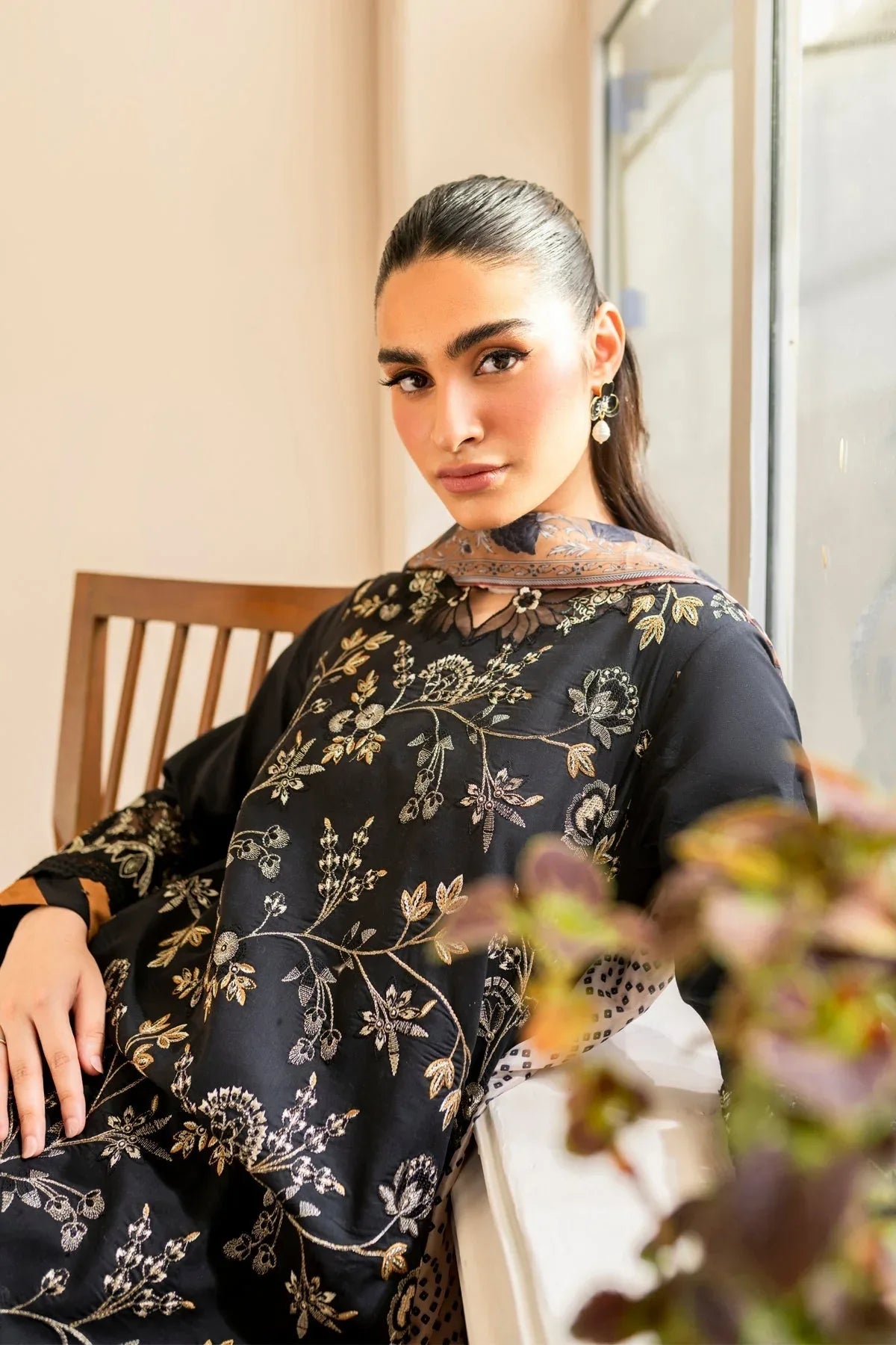Xenia Formals | Summer Away 25 | VEVON - Rang-e-Khaas