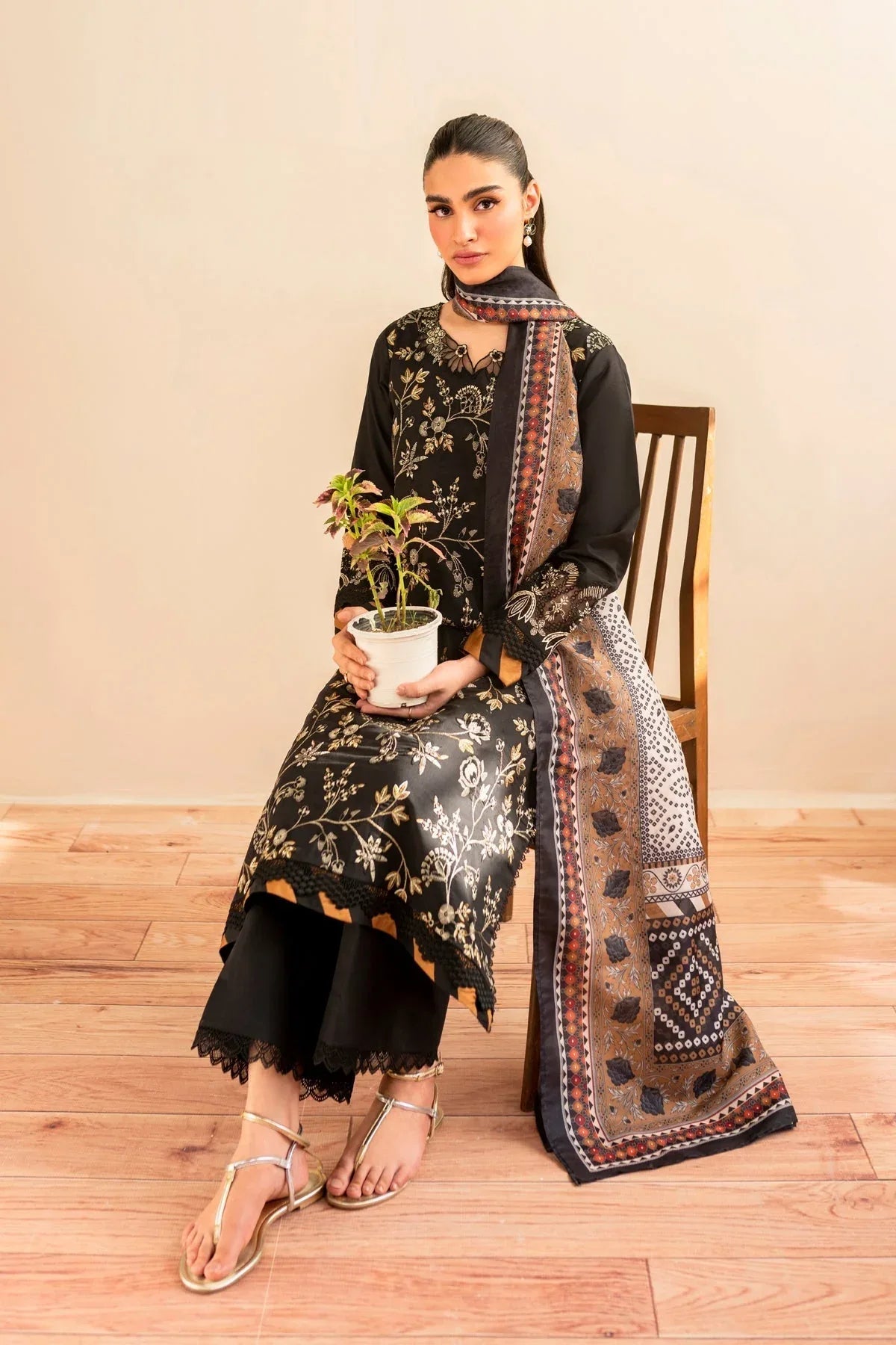 Xenia Formals | Summer Away 25 | VEVON - Rang-e-Khaas