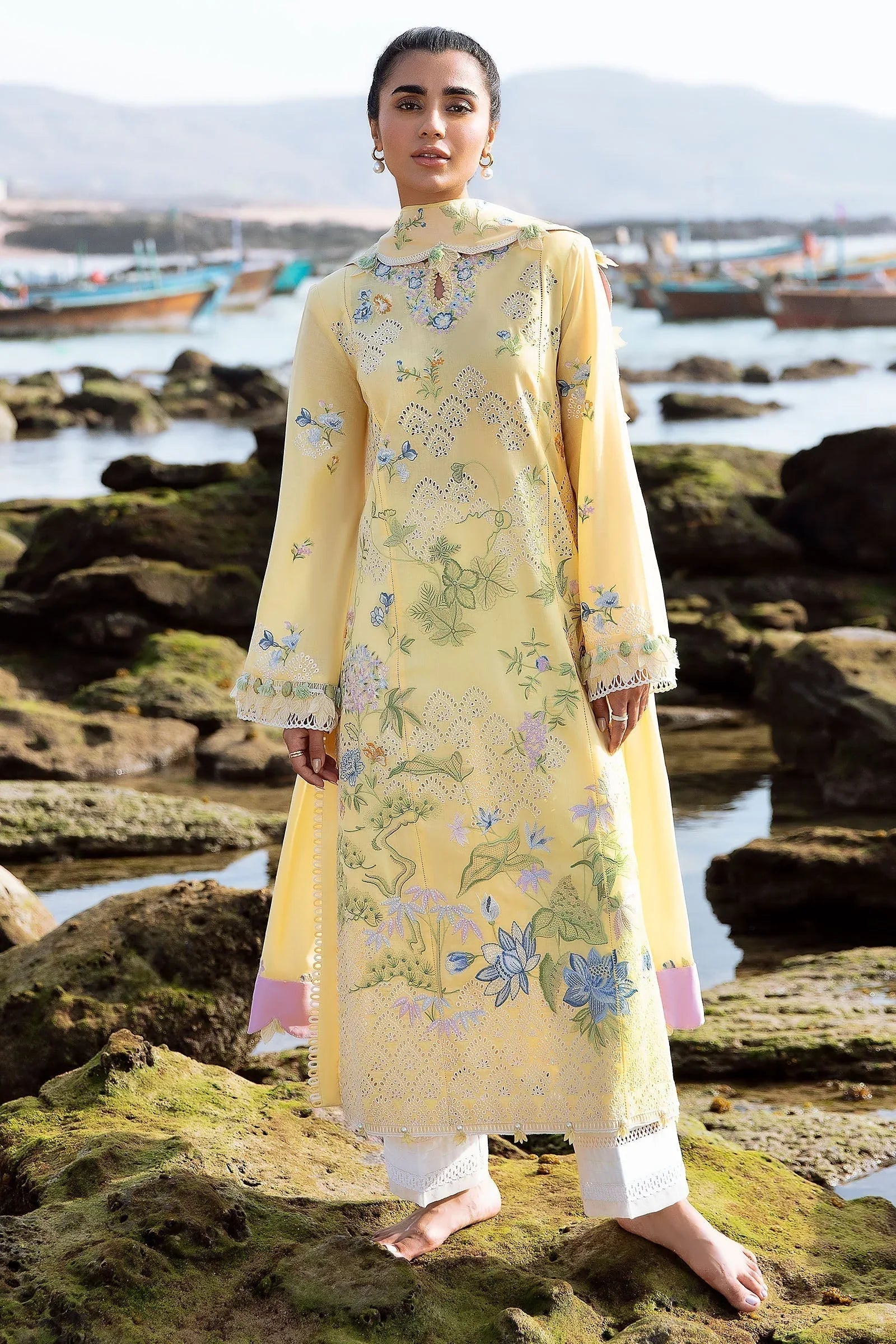 ZAHA LUXURY LAWN LANA (ZL23-04 A) - Rang-e-Khaas