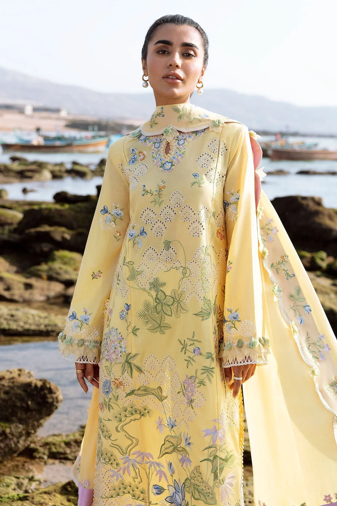 ZAHA LUXURY LAWN LANA (ZL23-04 A) - Rang-e-Khaas