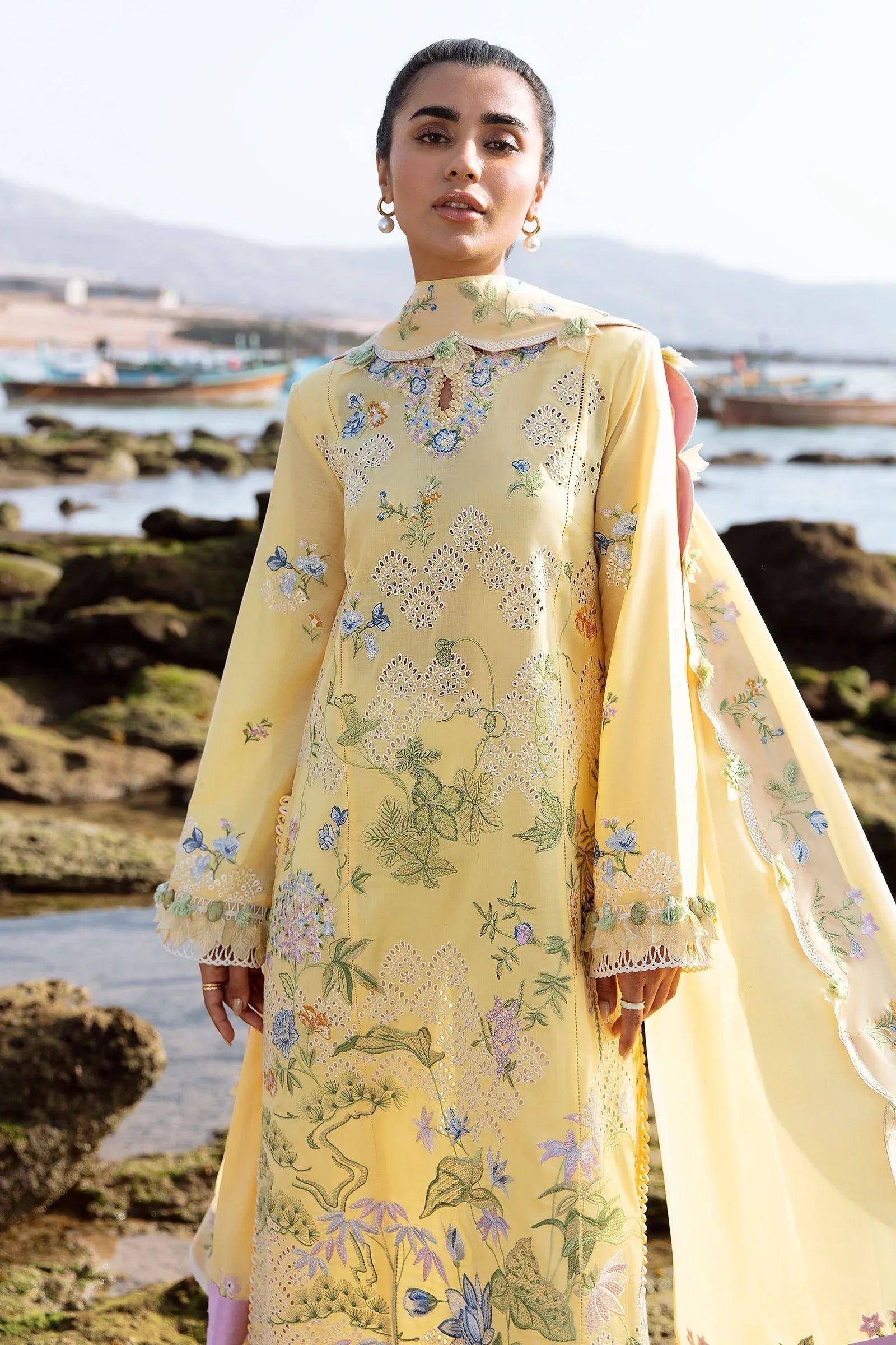 ZAHA LUXURY LAWN LANA (ZL23-04 A) - Rang-e-Khaas