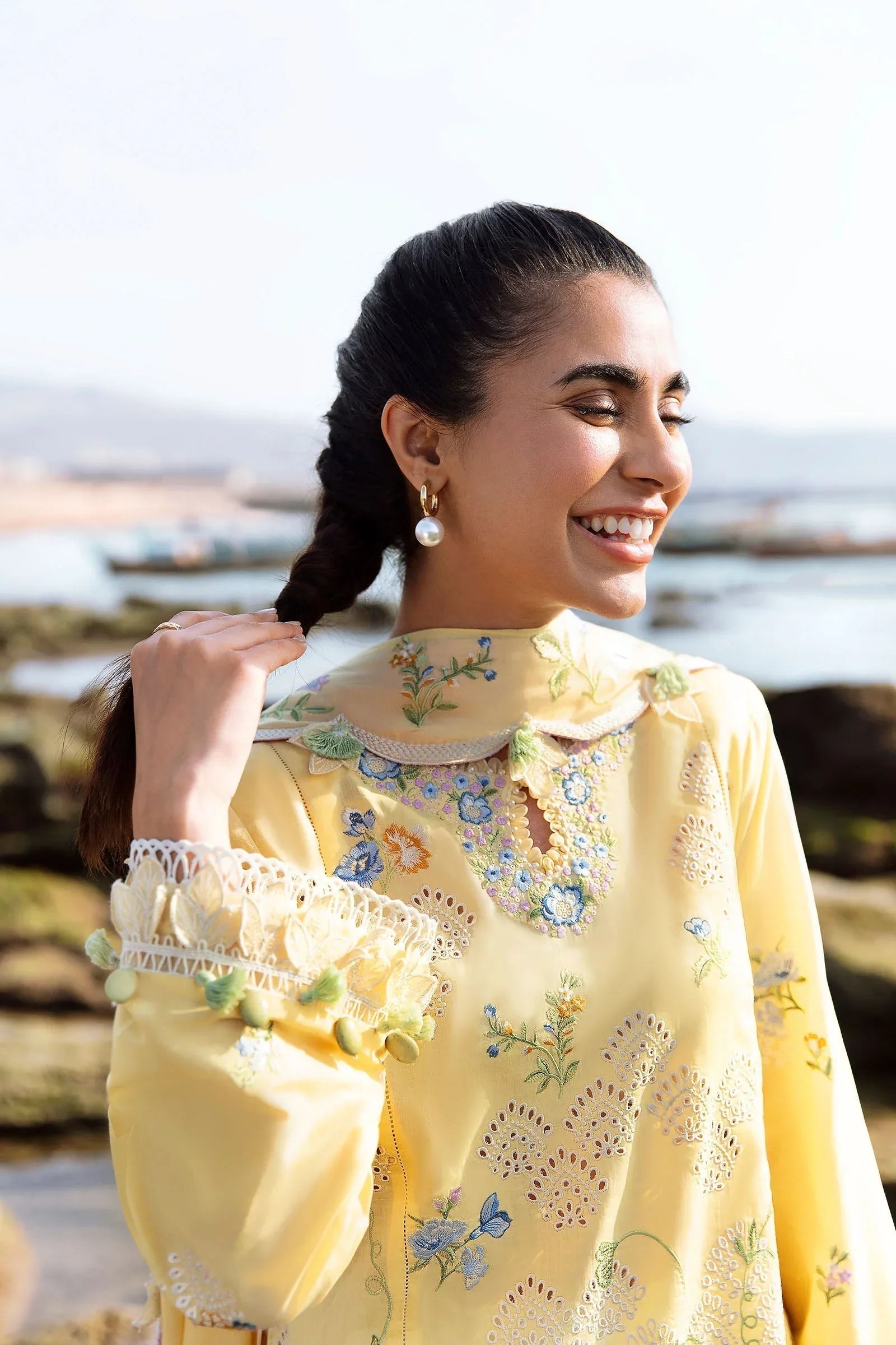 ZAHA LUXURY LAWN LANA (ZL23-04 A) - Rang-e-Khaas