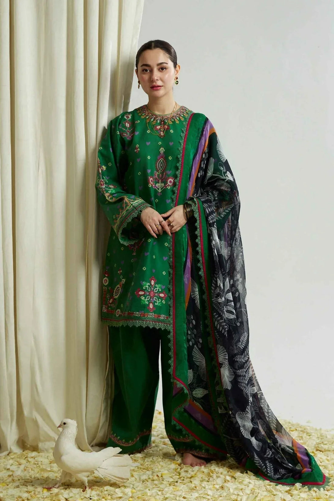 ZARA SHAHJAHAN-ZCE23-5B-COCO LAWN VOLUME ll 2023 - Rang-e-Khaas