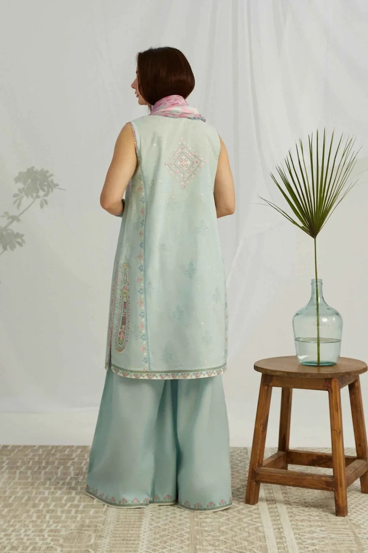 ZARA SHAHJAHAN-ZCE23-8B-COCO LAWN VOLUME ll 2023 - Rang-e-Khaas