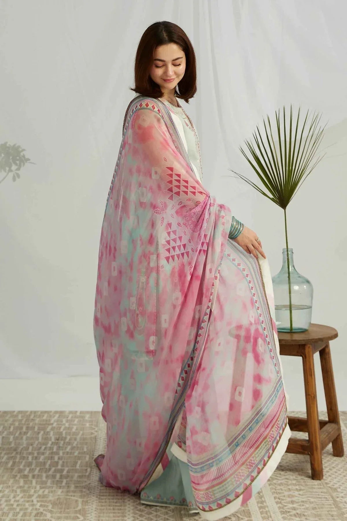 ZARA SHAHJAHAN-ZCE23-8B-COCO LAWN VOLUME ll 2023 - Rang-e-Khaas
