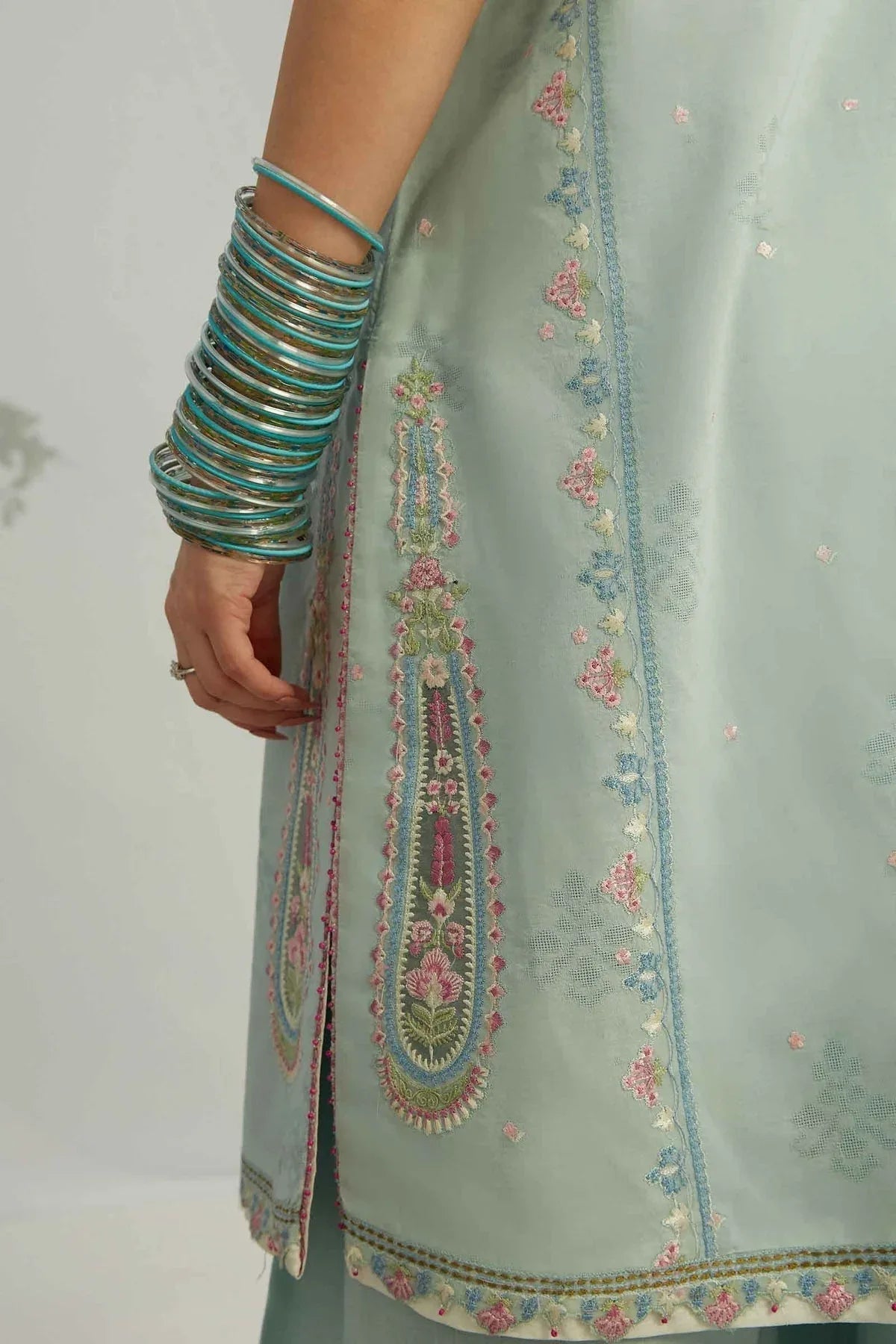 ZARA SHAHJAHAN-ZCE23-8B-COCO LAWN VOLUME ll 2023 - Rang-e-Khaas
