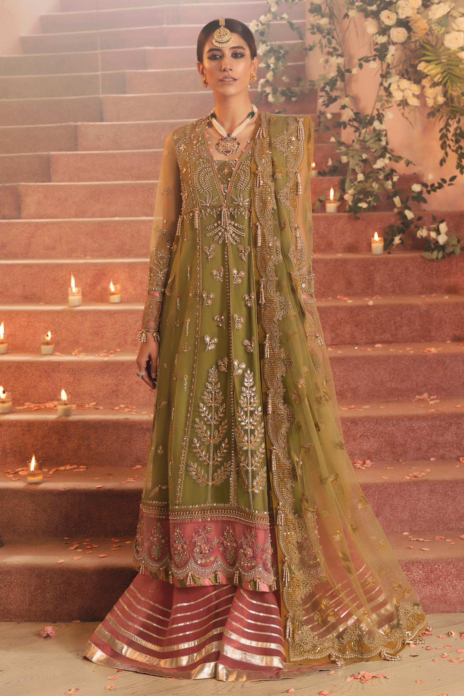 Zaha | Gossamer Formals’22 | Mehzebeen - Rang-e-Khaas