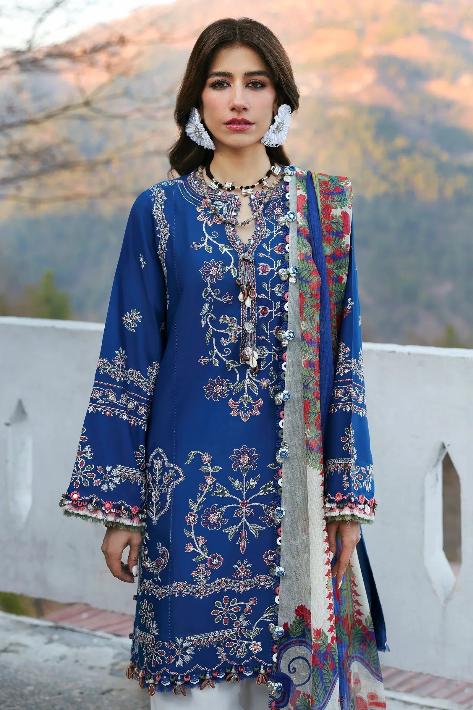 Zaha | Lawn 25 | MAYA (ZL25-15 B) - Rang-e-Khaas