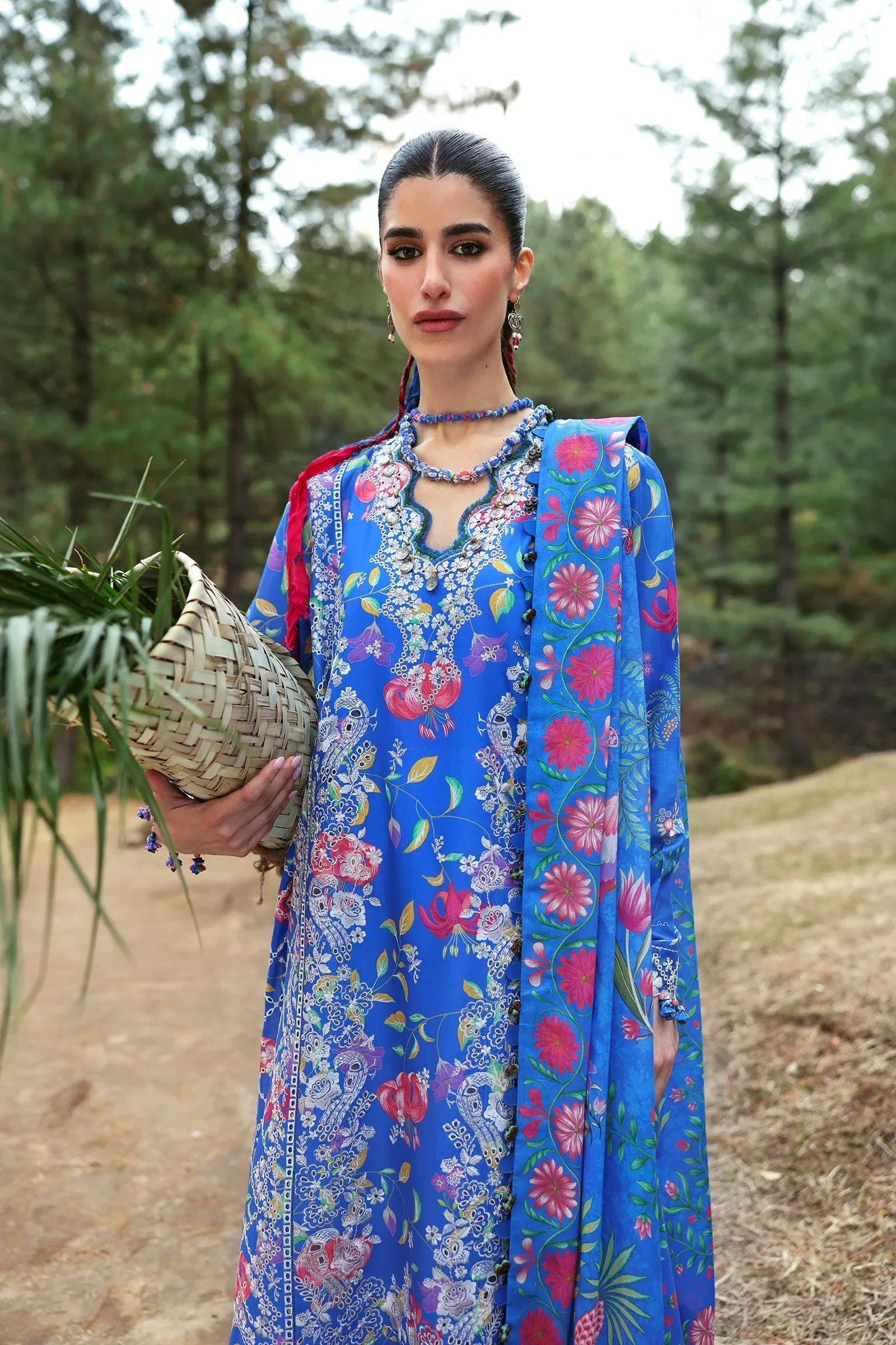 Zaha | Lawn 25 | ZAYANA (ZL25-01 B) - Rang-e-Khaas