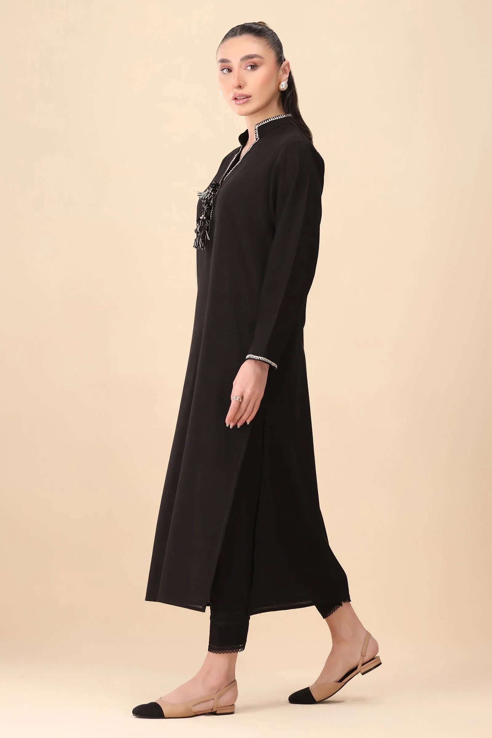 Zaha | Staples |NOIR (ZRW-21362) - Rang-e-Khaas
